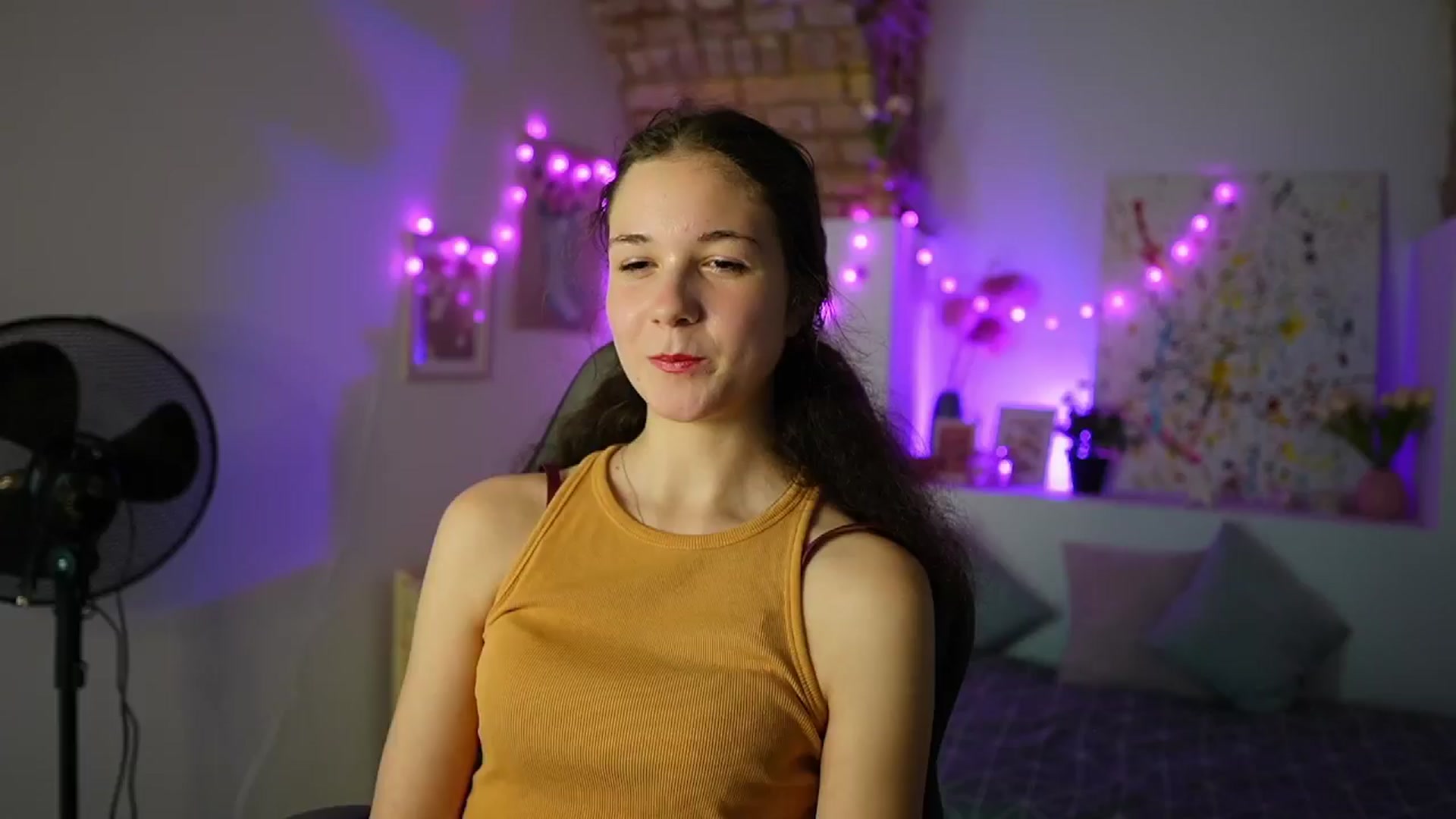 Gallery image thumbnail from Ava__Taylor_'s myfreecams stream on, 12/18/2024, 15:54 image 7 of 20