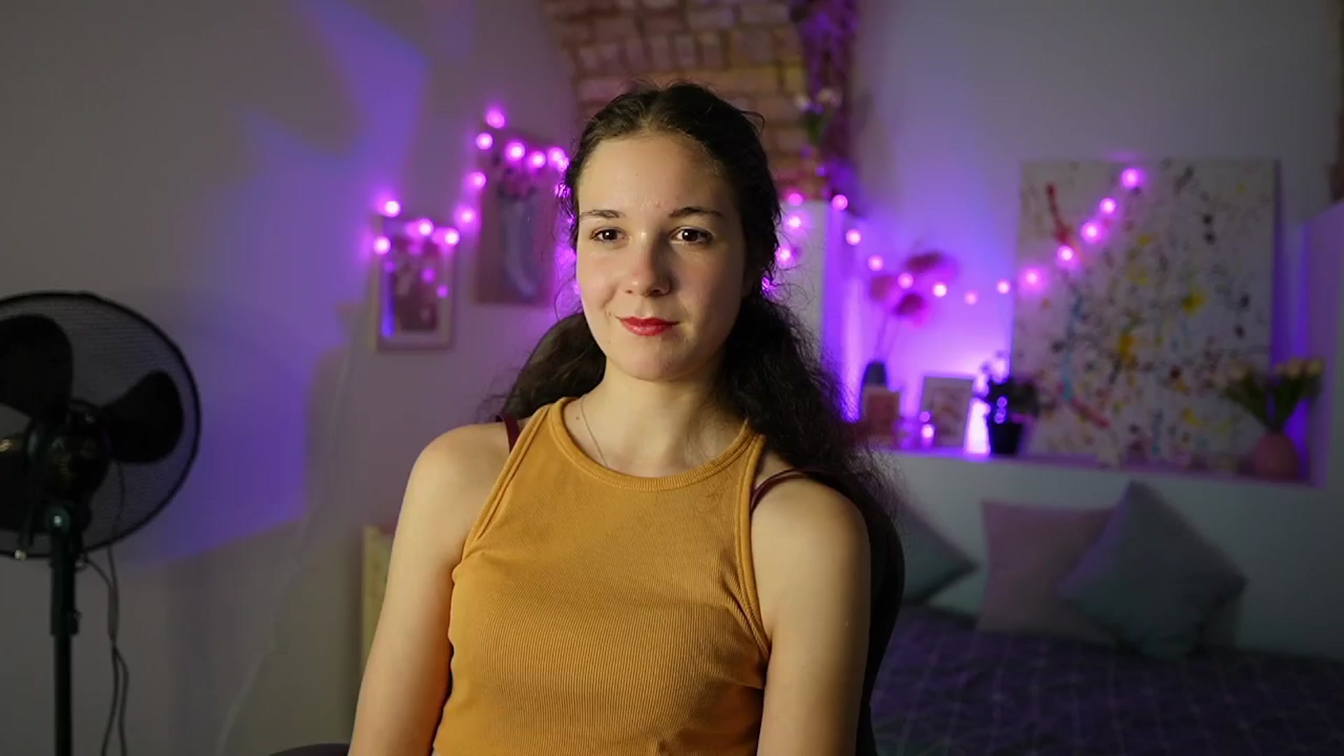 Gallery image thumbnail from Ava__Taylor_'s myfreecams stream on, 12/18/2024, 15:54 image 14 of 20