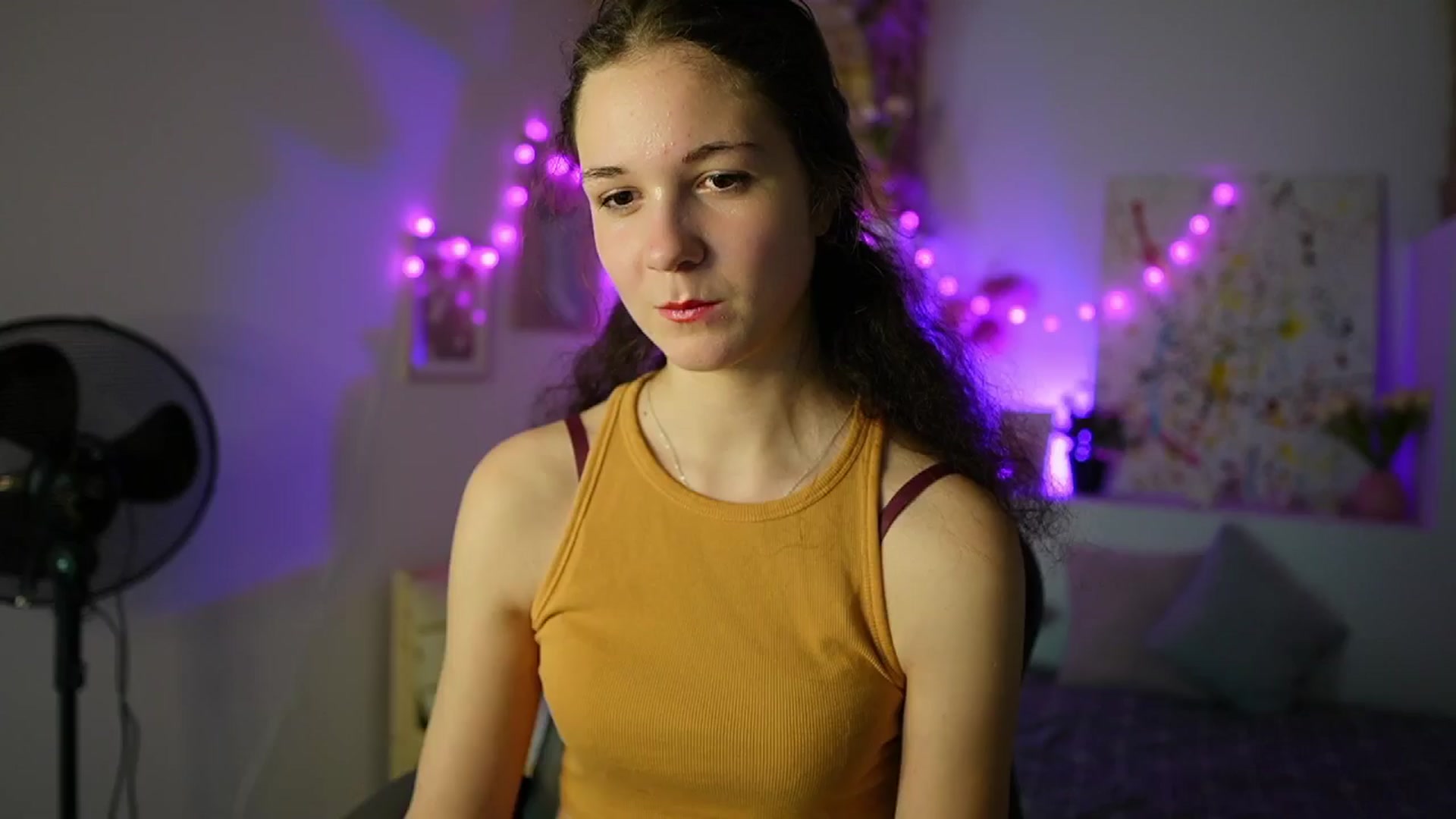 Gallery image thumbnail from Ava__Taylor_'s myfreecams stream on, 12/18/2024, 15:54 image 11 of 20