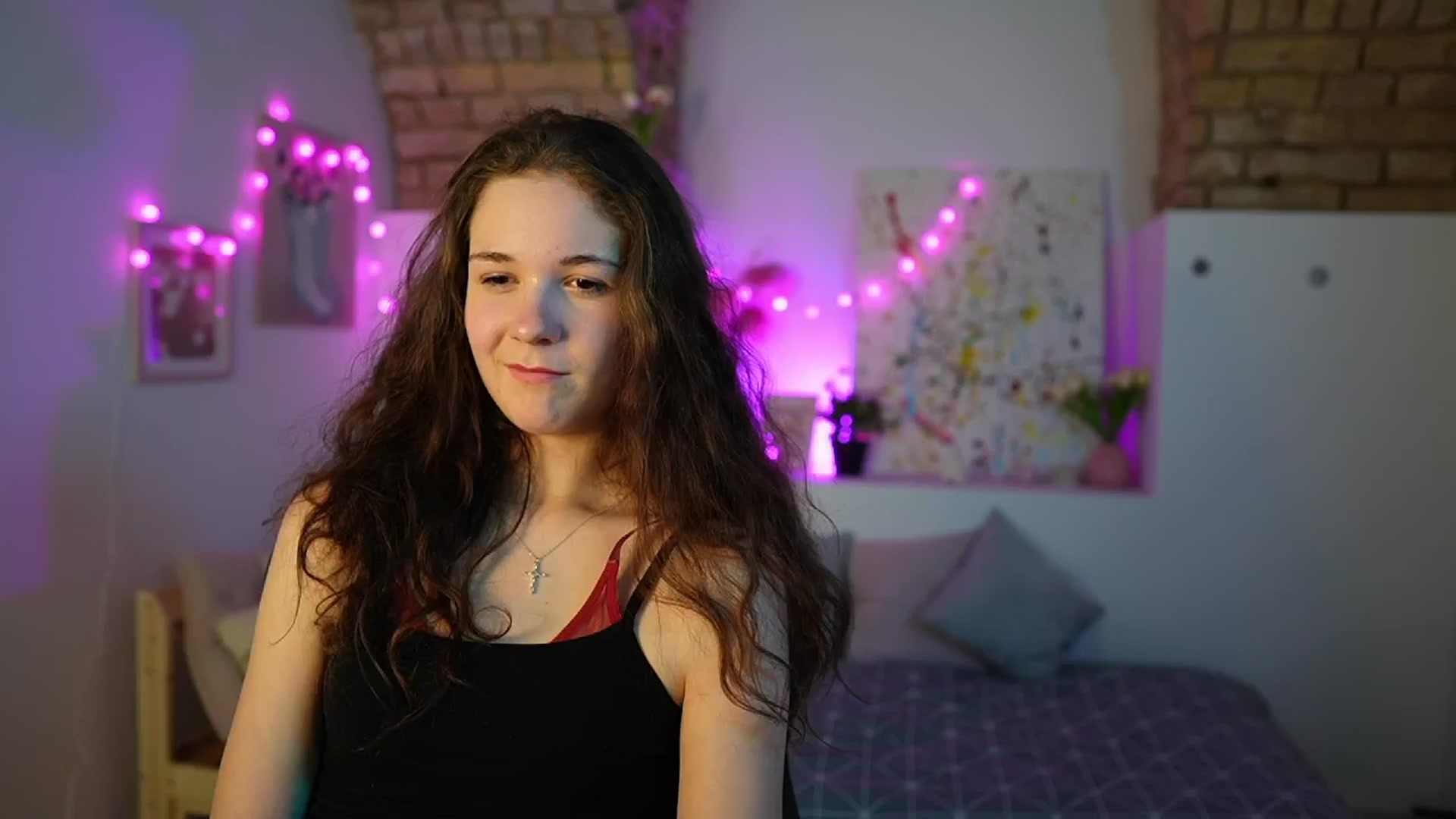 Gallery image thumbnail from Ava__Taylor_'s myfreecams stream on, 12/19/2024, 16:04 image 12 of 20
