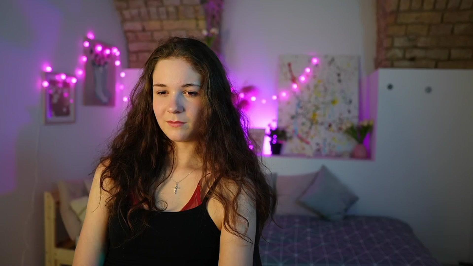 Gallery image thumbnail from Ava__Taylor_'s myfreecams stream on, 12/19/2024, 16:04 image 13 of 20