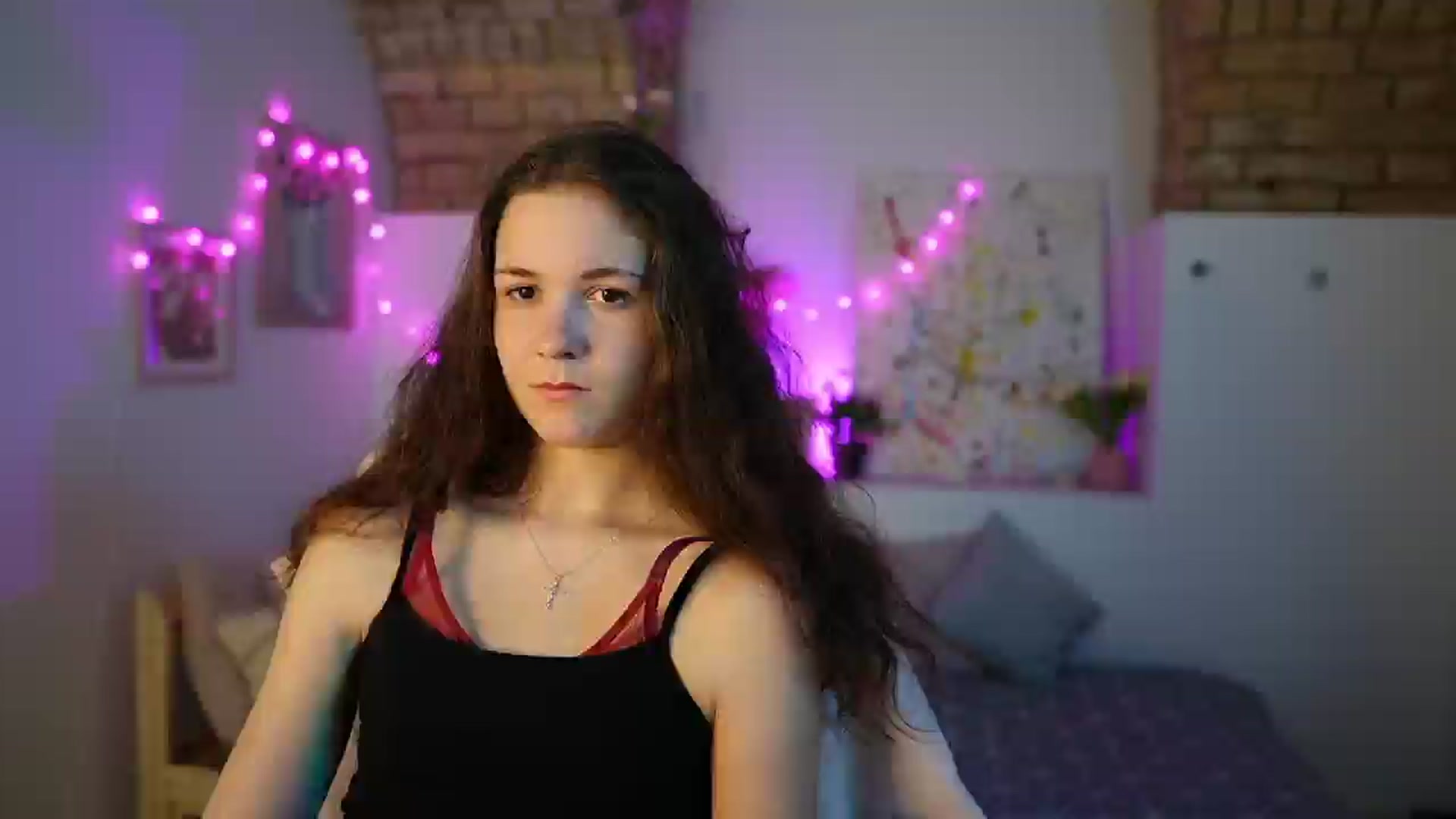 Gallery image thumbnail from Ava__Taylor_'s myfreecams stream on, 12/19/2024, 17:01 image 16 of 20
