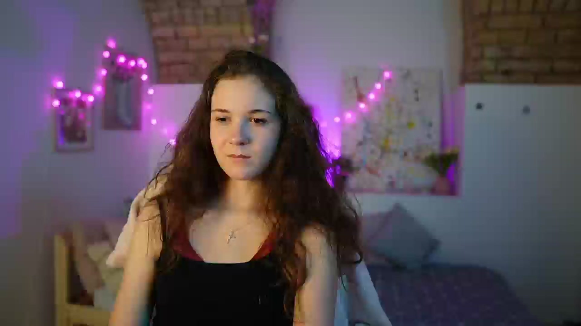 Gallery image thumbnail from Ava__Taylor_'s myfreecams stream on, 12/19/2024, 18:30 image 3 of 20
