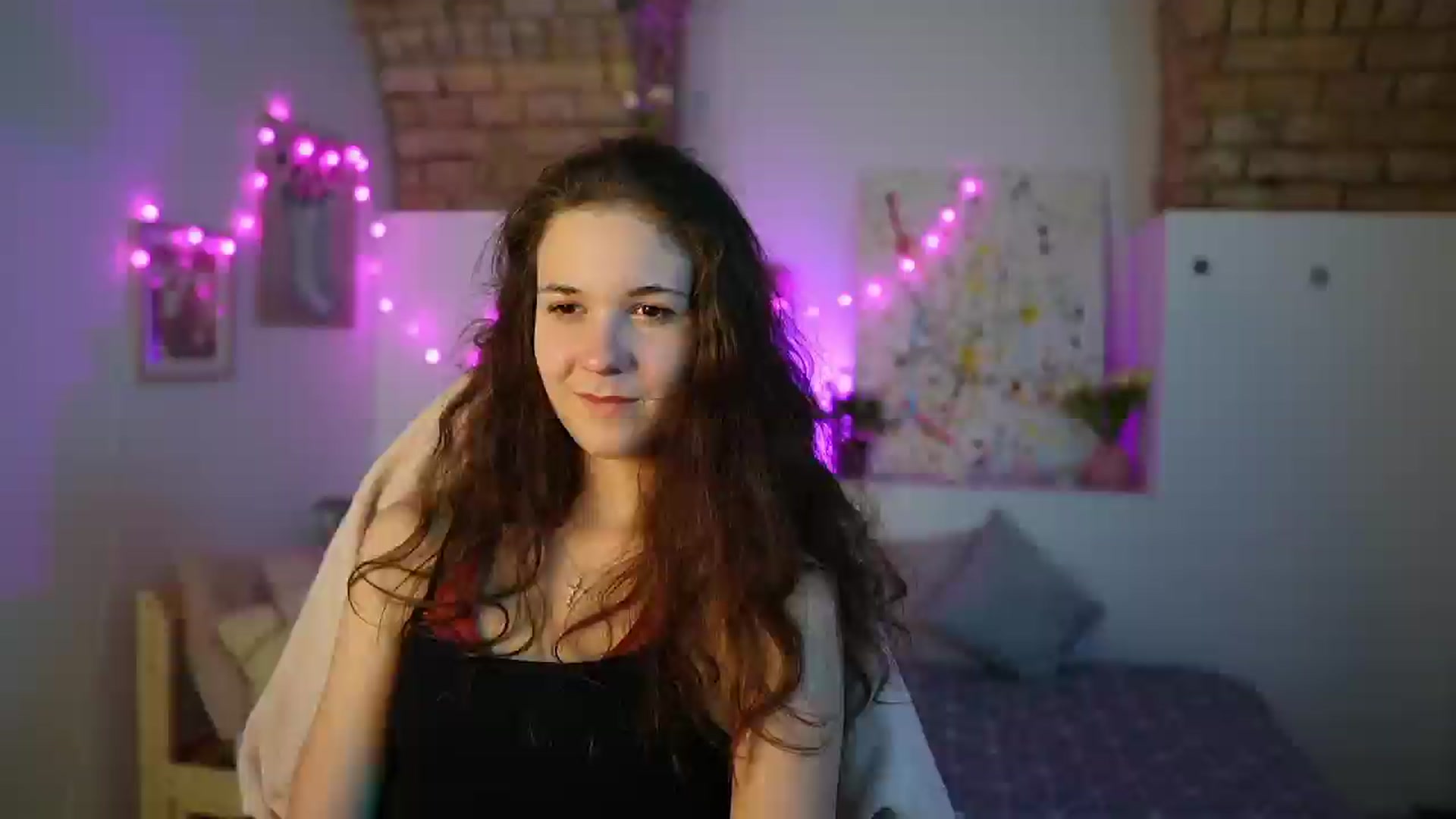 Gallery image thumbnail from Ava__Taylor_'s myfreecams stream on, 12/19/2024, 18:30 image 16 of 20