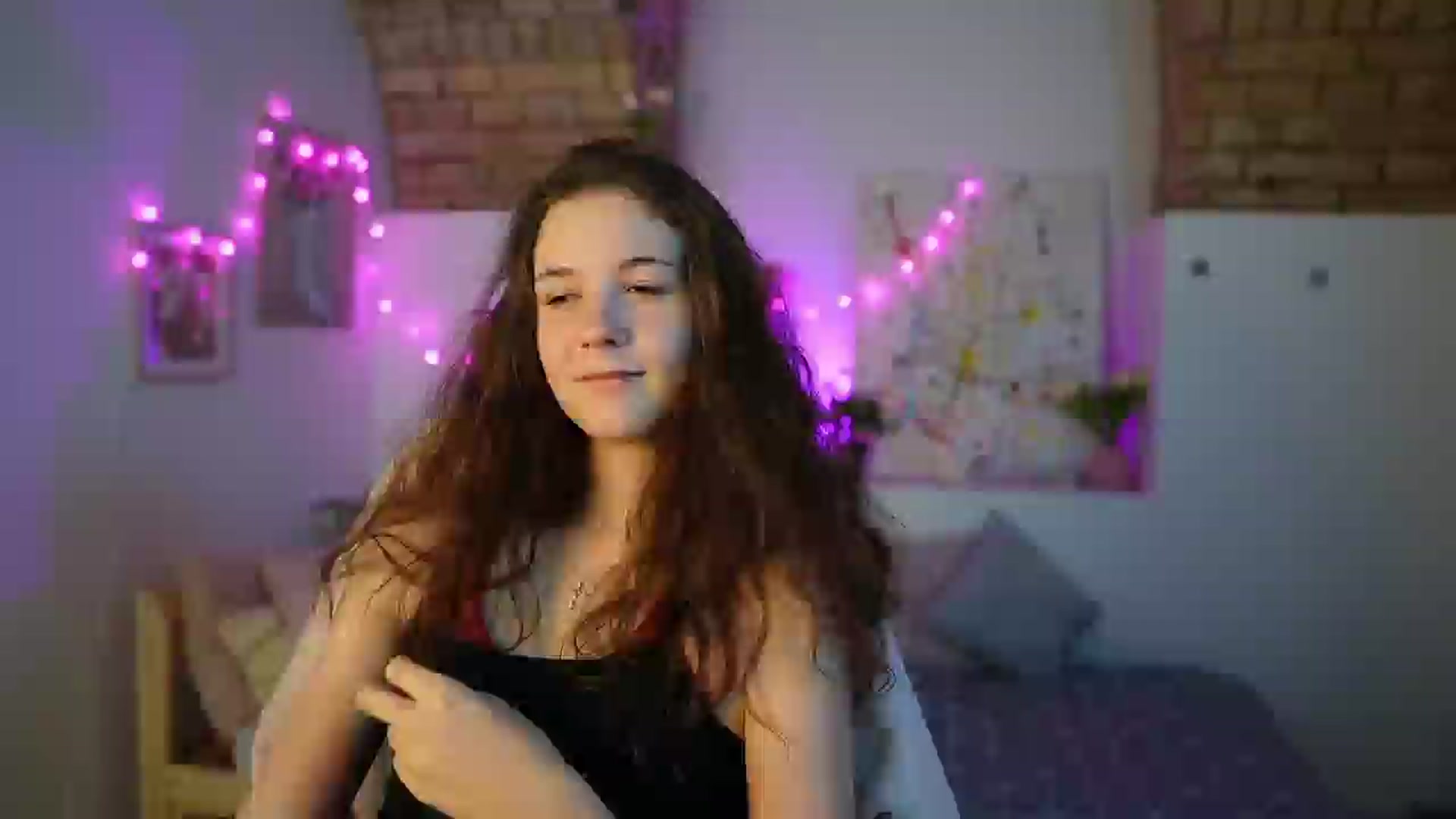 Gallery image thumbnail from Ava__Taylor_'s myfreecams stream on, 12/19/2024, 18:30 image 12 of 20