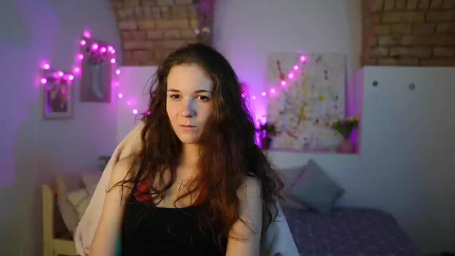 Gallery image thumbnail from Ava__Taylor_'s myfreecams stream on, 12/19/2024, 18:30 image 18 of 20