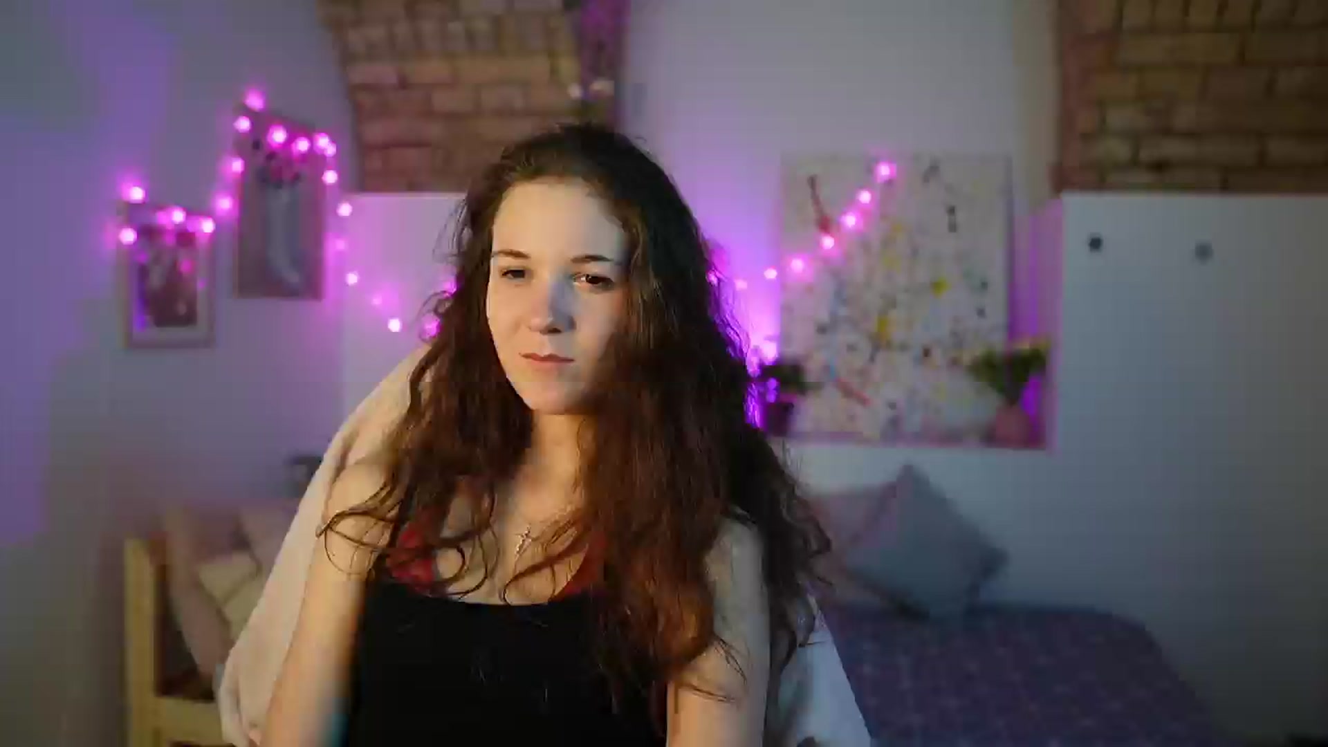 Gallery image thumbnail from Ava__Taylor_'s myfreecams stream on, 12/19/2024, 18:30 image 17 of 20