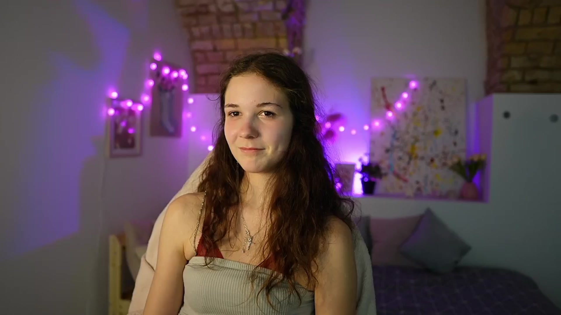 Gallery image thumbnail from Ava__Taylor_'s myfreecams stream on, 12/20/2024, 16:26 image 8 of 20