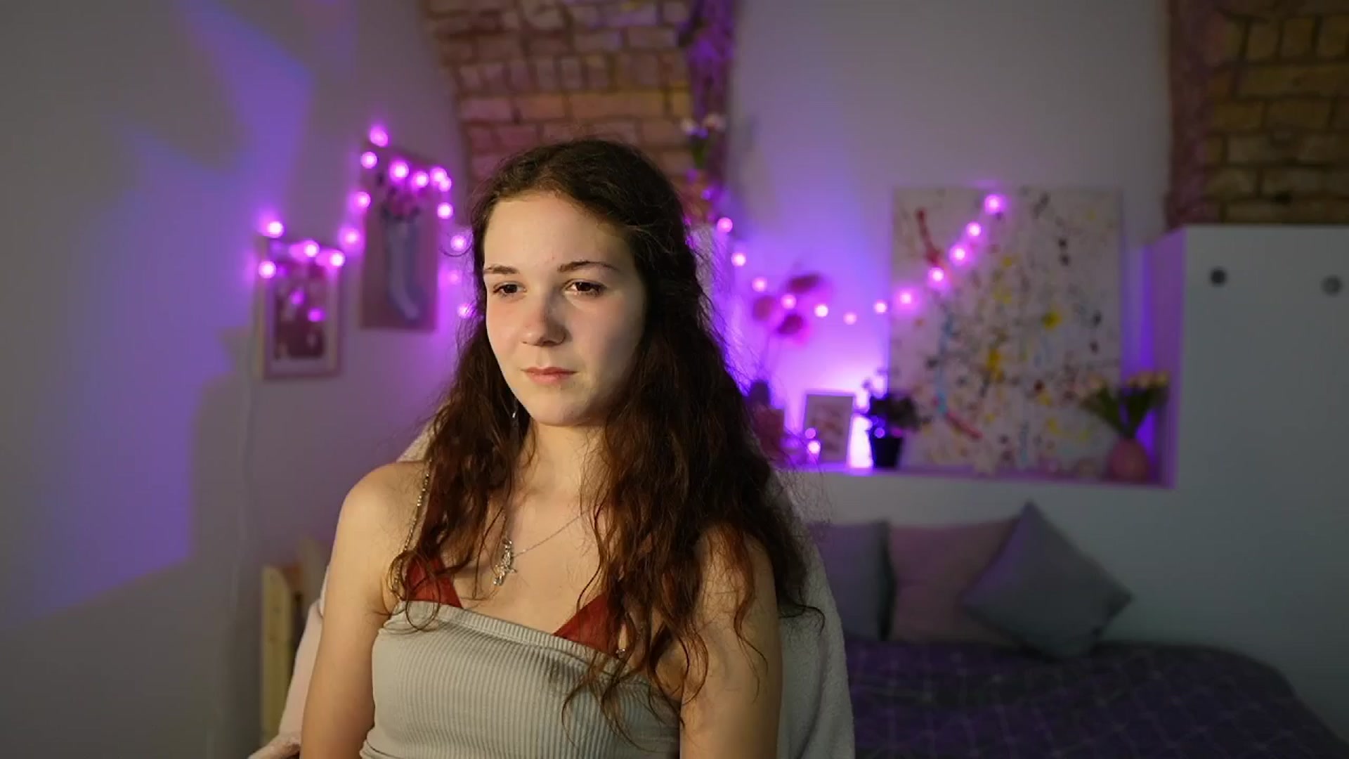 Gallery image thumbnail from Ava__Taylor_'s myfreecams stream on, 12/20/2024, 16:26 image 2 of 20