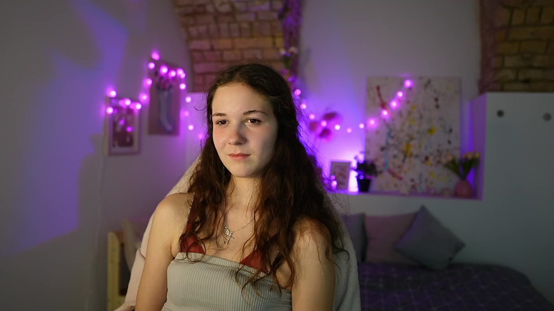 Gallery image thumbnail from Ava__Taylor_'s myfreecams stream on, 12/20/2024, 16:26 image 6 of 20