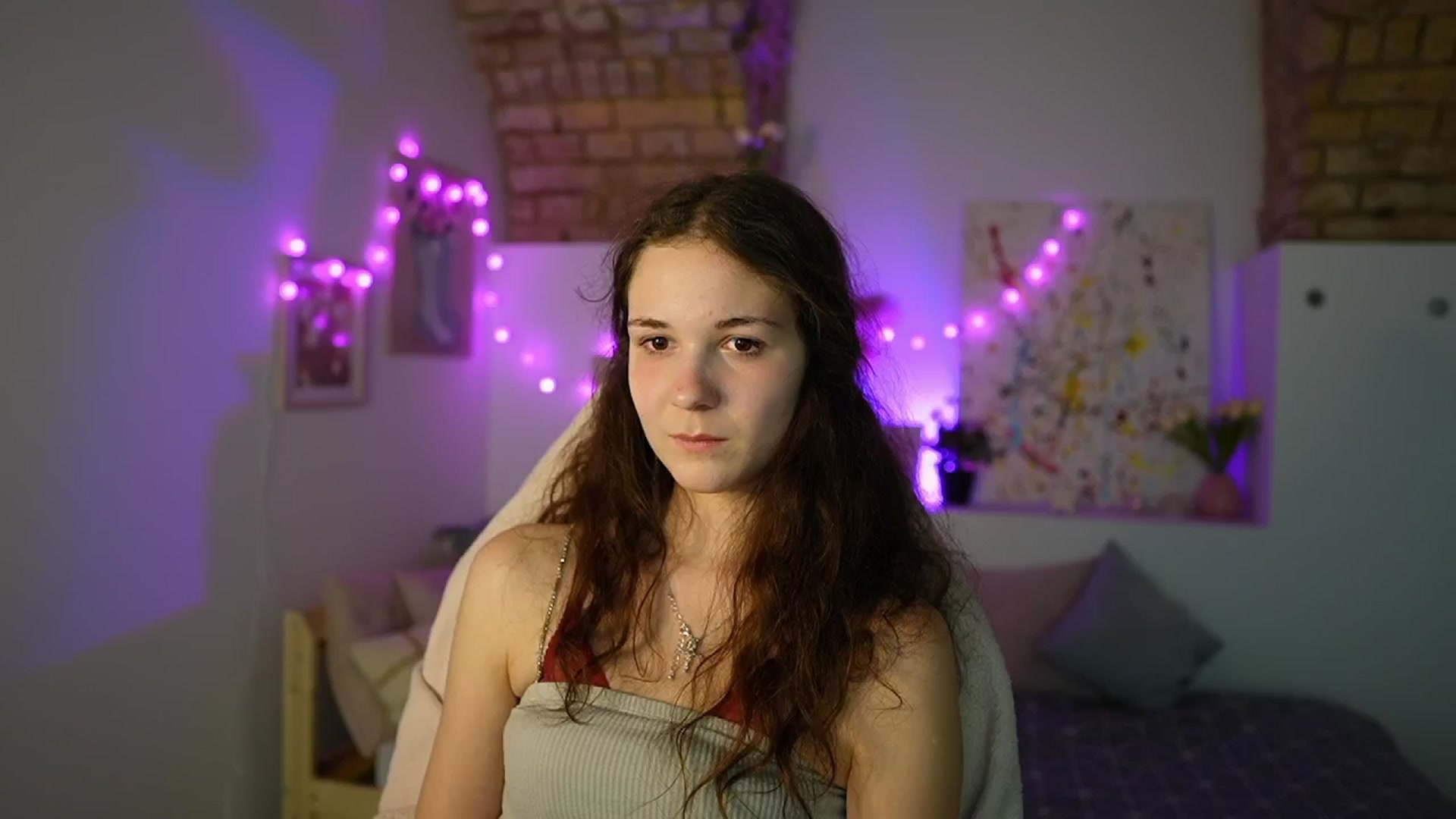 Gallery image thumbnail from Ava__Taylor_'s myfreecams stream on, 12/20/2024, 16:26 image 16 of 20