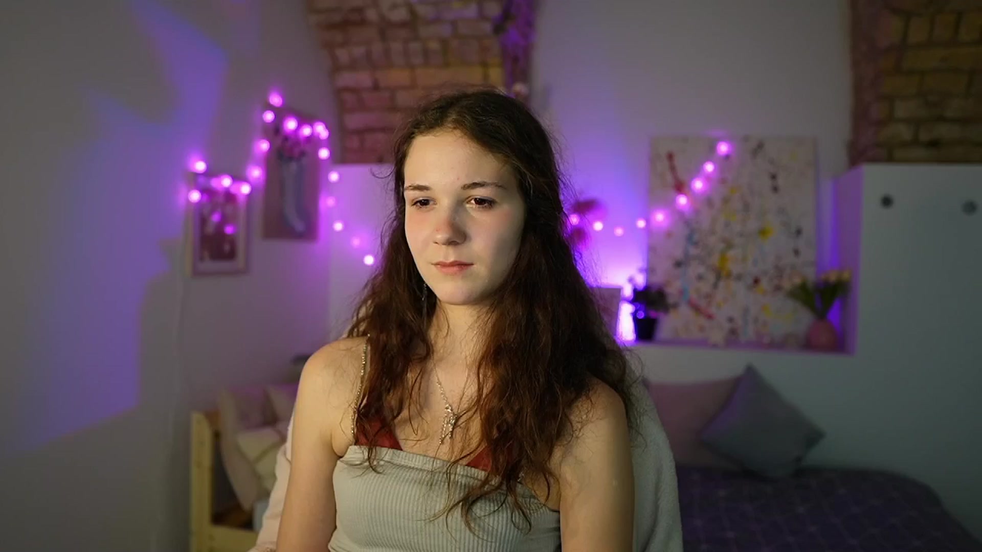 Gallery image thumbnail from Ava__Taylor_'s myfreecams stream on, 12/20/2024, 16:26 image 19 of 20