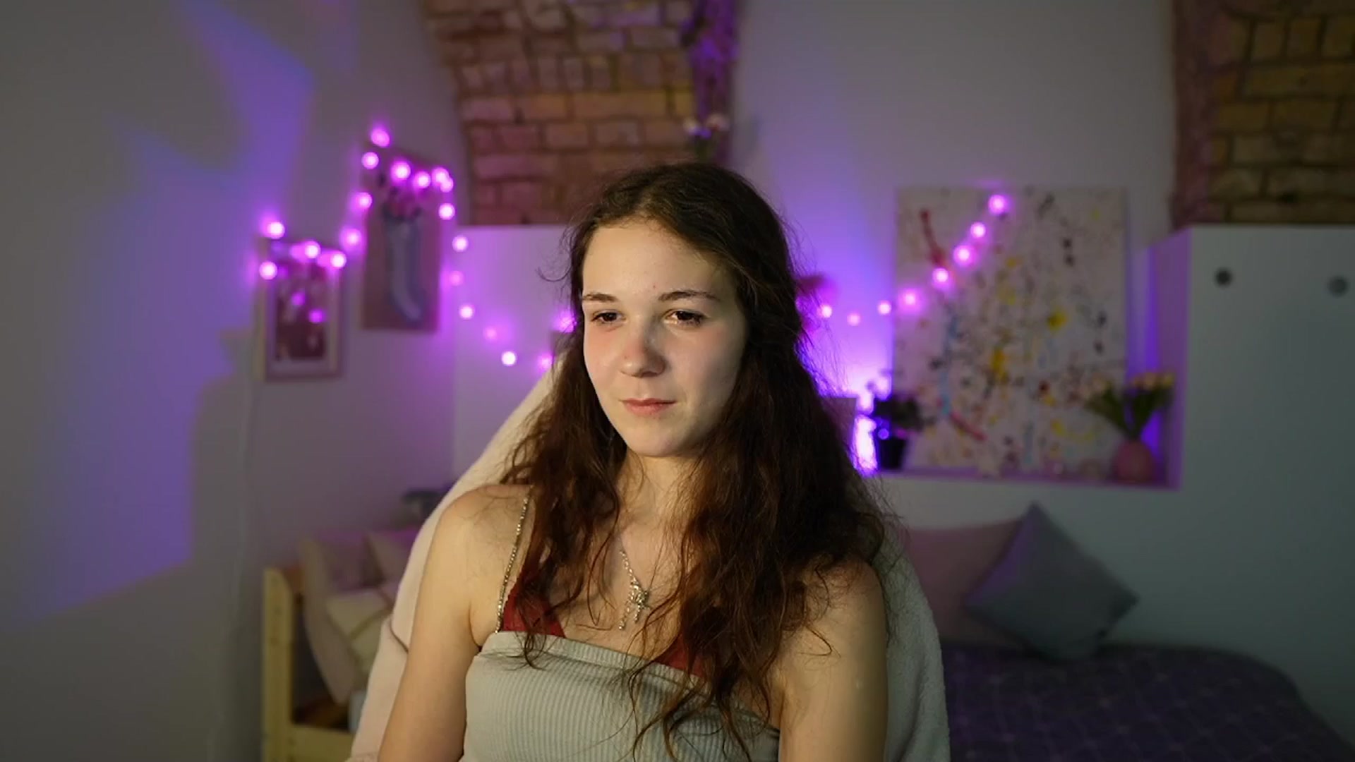 Gallery image thumbnail from Ava__Taylor_'s myfreecams stream on, 12/20/2024, 16:26 image 15 of 20