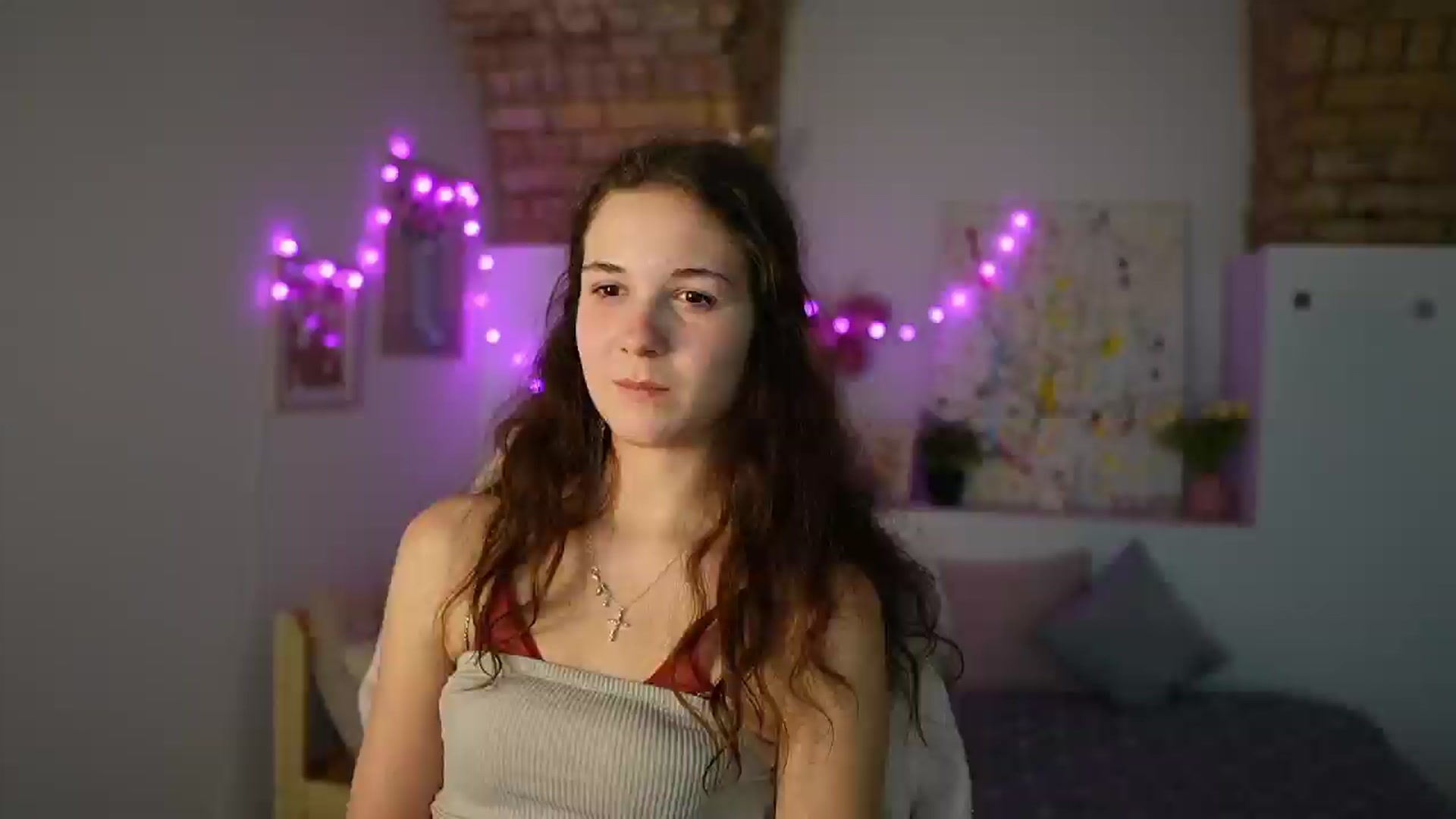 Gallery image thumbnail from Ava__Taylor_'s myfreecams stream on, 12/20/2024, 20:55 image 5 of 20