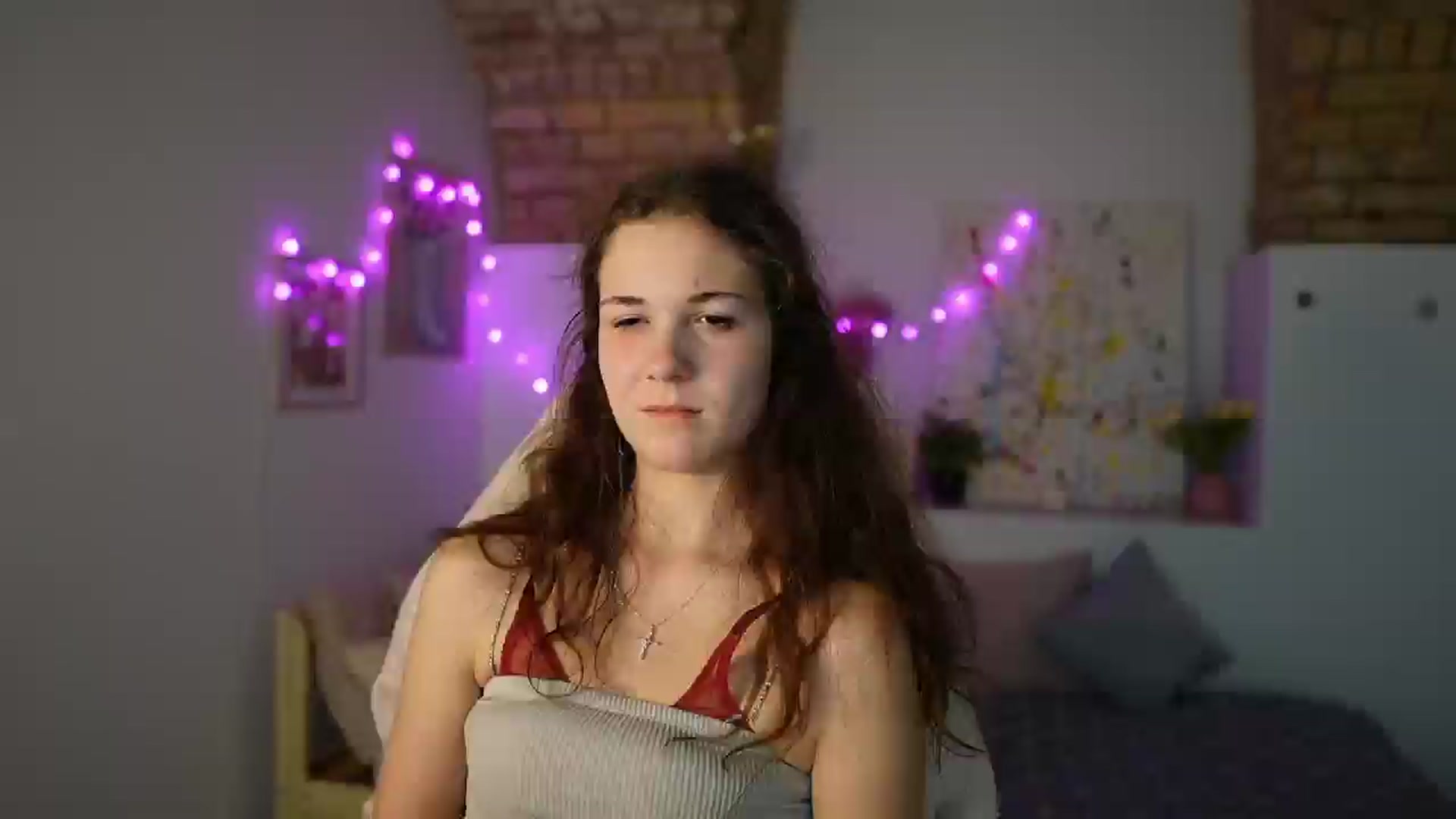 Gallery image thumbnail from Ava__Taylor_'s myfreecams stream on, 12/20/2024, 20:55 image 19 of 20