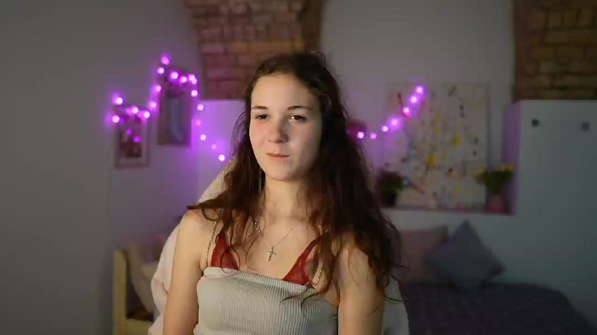 Gallery image thumbnail from Ava__Taylor_'s myfreecams stream on, 12/20/2024, 20:55 image 15 of 20