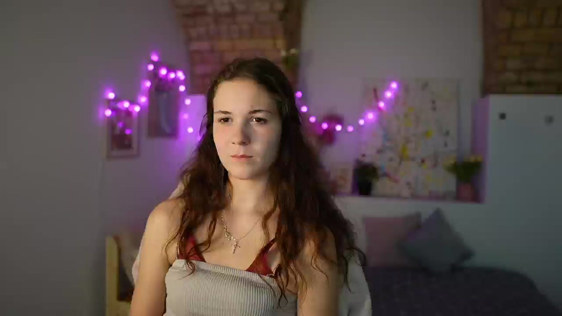 Gallery image thumbnail from Ava__Taylor_'s myfreecams stream on, 12/20/2024, 20:55 image 8 of 20