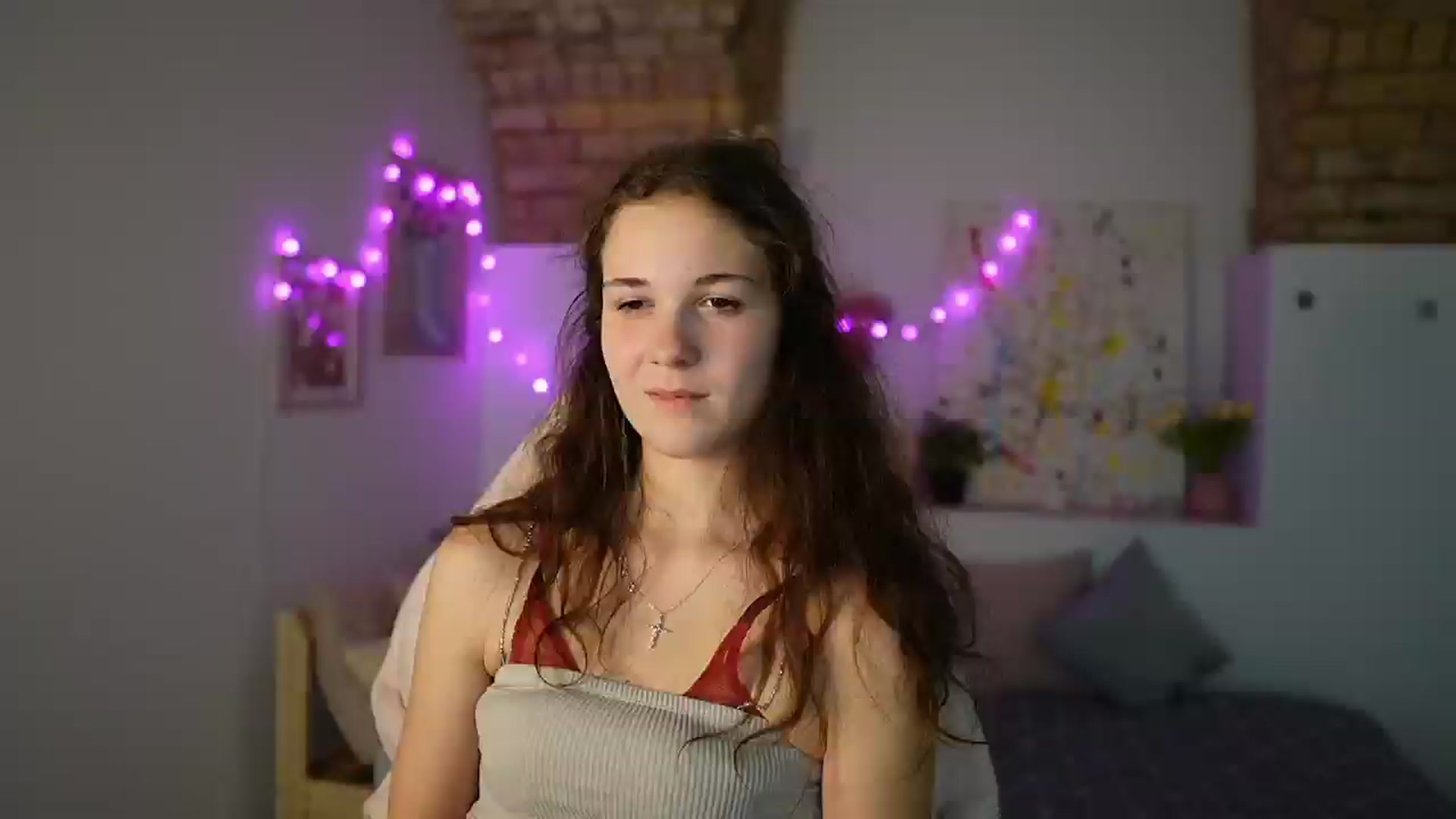 Gallery image thumbnail from Ava__Taylor_'s myfreecams stream on, 12/20/2024, 20:55 image 16 of 20