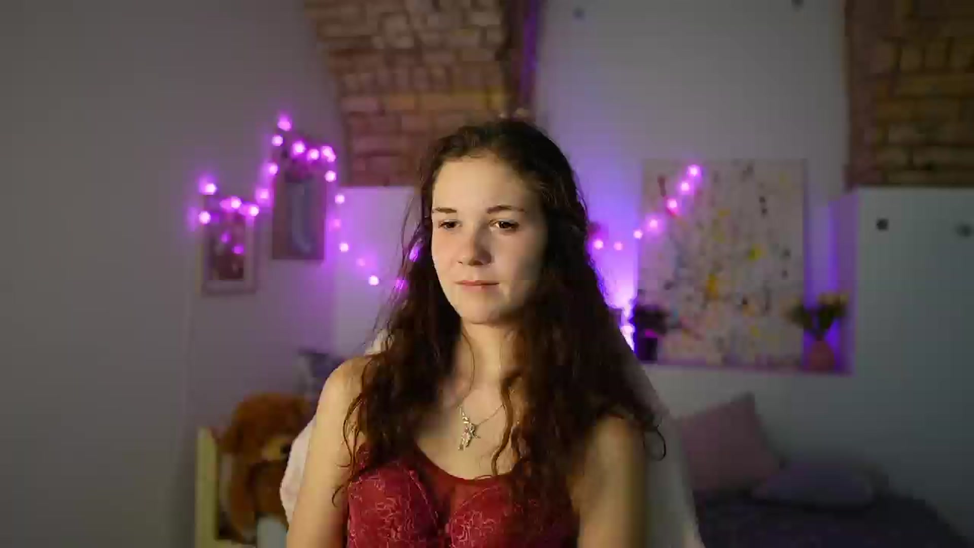 Gallery image thumbnail from Ava__Taylor_'s myfreecams stream on, 12/20/2024, 23:39 image 14 of 20