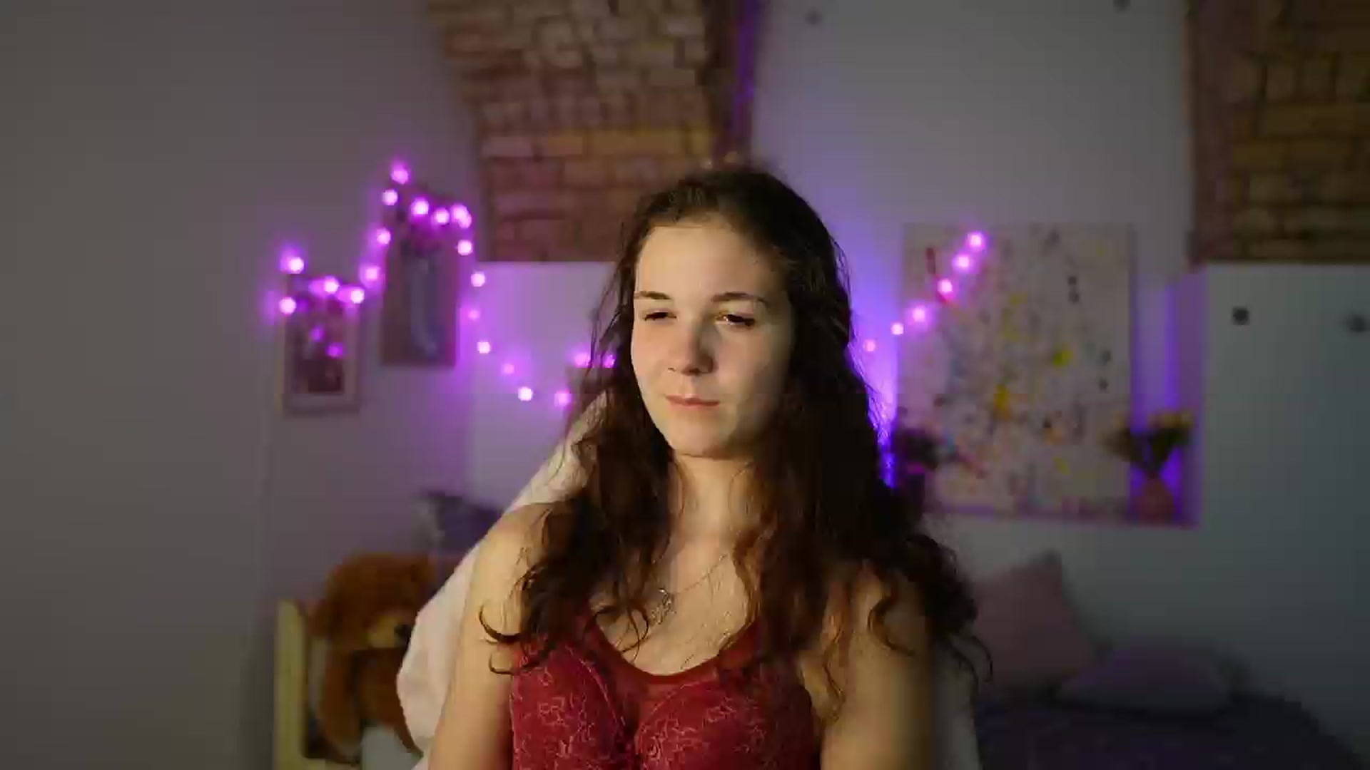 Gallery image thumbnail from Ava__Taylor_'s myfreecams stream on, 12/20/2024, 23:39 image 9 of 20