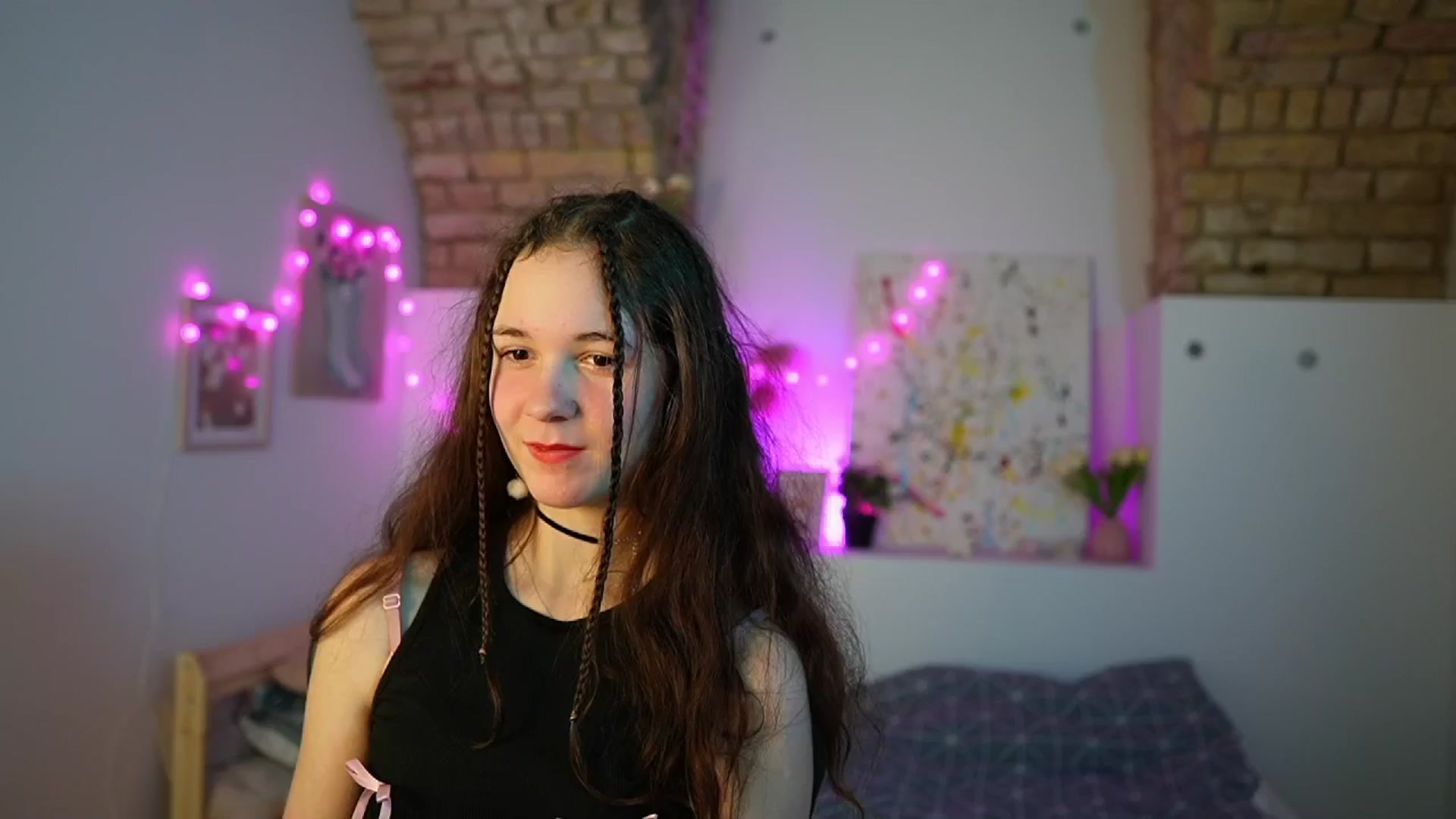 Gallery image thumbnail from Ava__Taylor_'s myfreecams stream on, 01/02/2025, 15:58 image 14 of 20