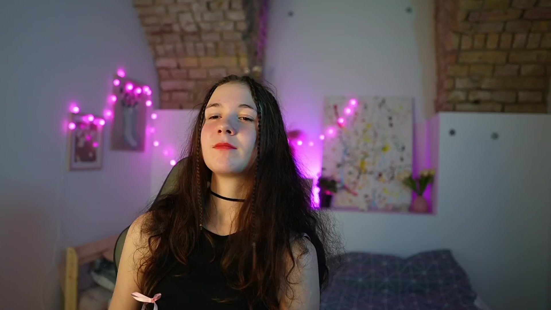 Gallery image thumbnail from Ava__Taylor_'s myfreecams stream on, 01/02/2025, 15:58 image 5 of 20