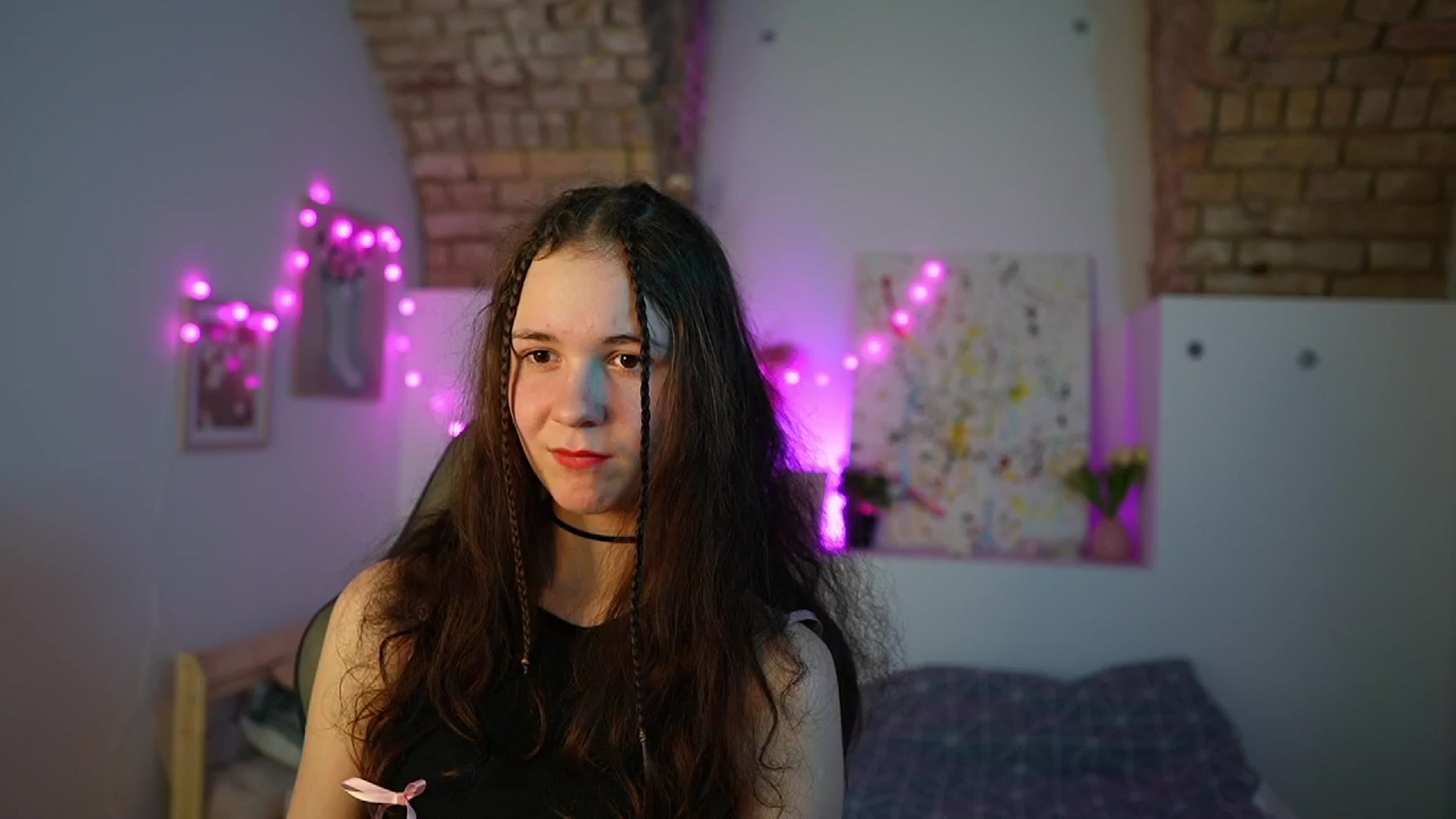 Gallery image thumbnail from Ava__Taylor_'s myfreecams stream on, 01/02/2025, 15:58 image 3 of 20