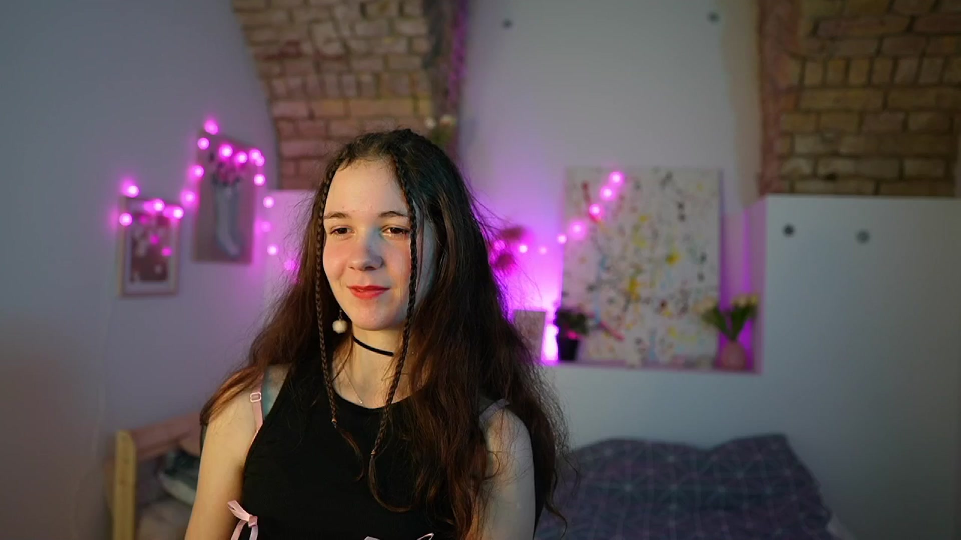 Gallery image thumbnail from Ava__Taylor_'s myfreecams stream on, 01/02/2025, 15:58 image 15 of 20