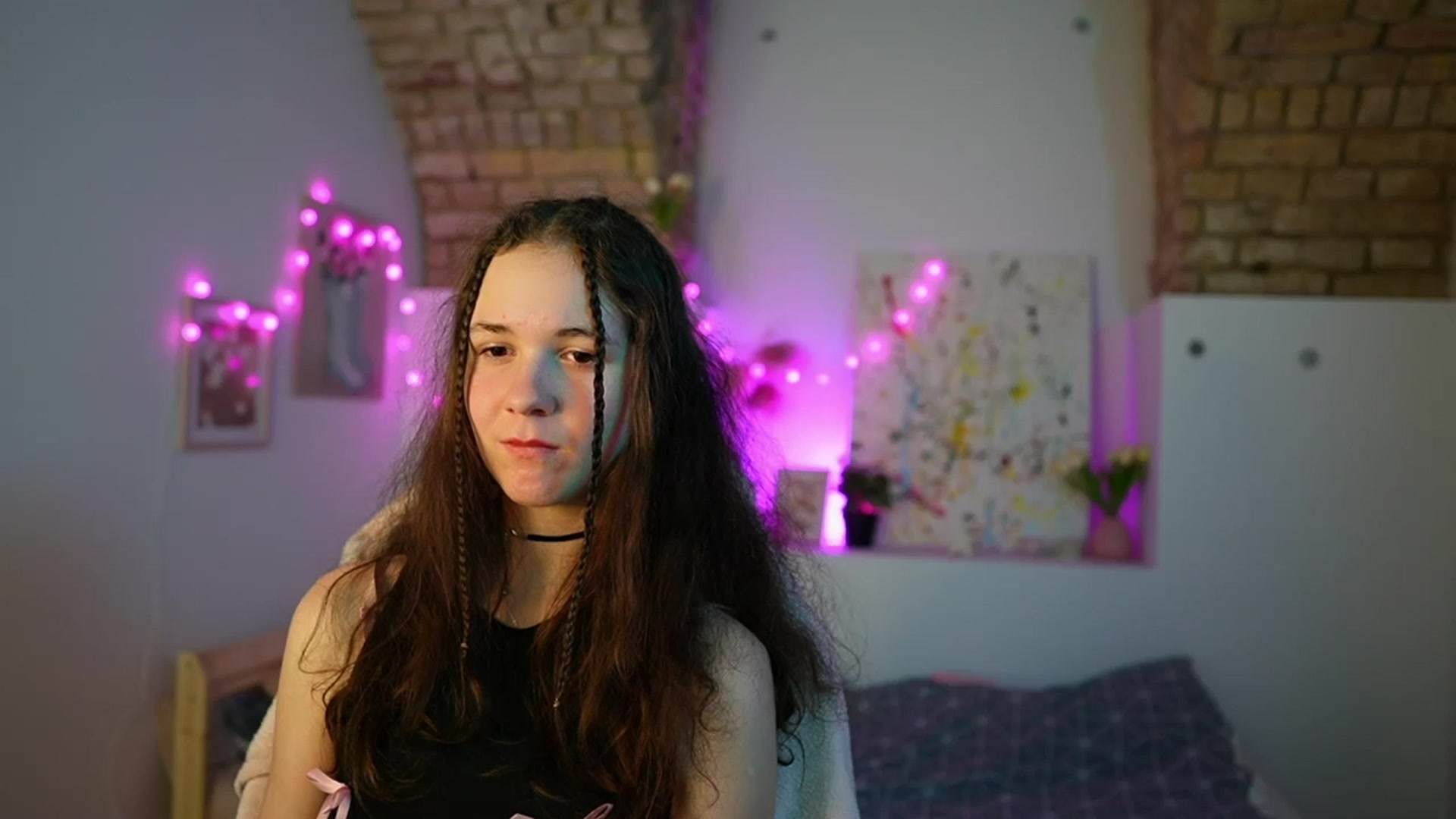 Gallery image thumbnail from Ava__Taylor_'s myfreecams stream on, 01/02/2025, 20:14 image 10 of 20