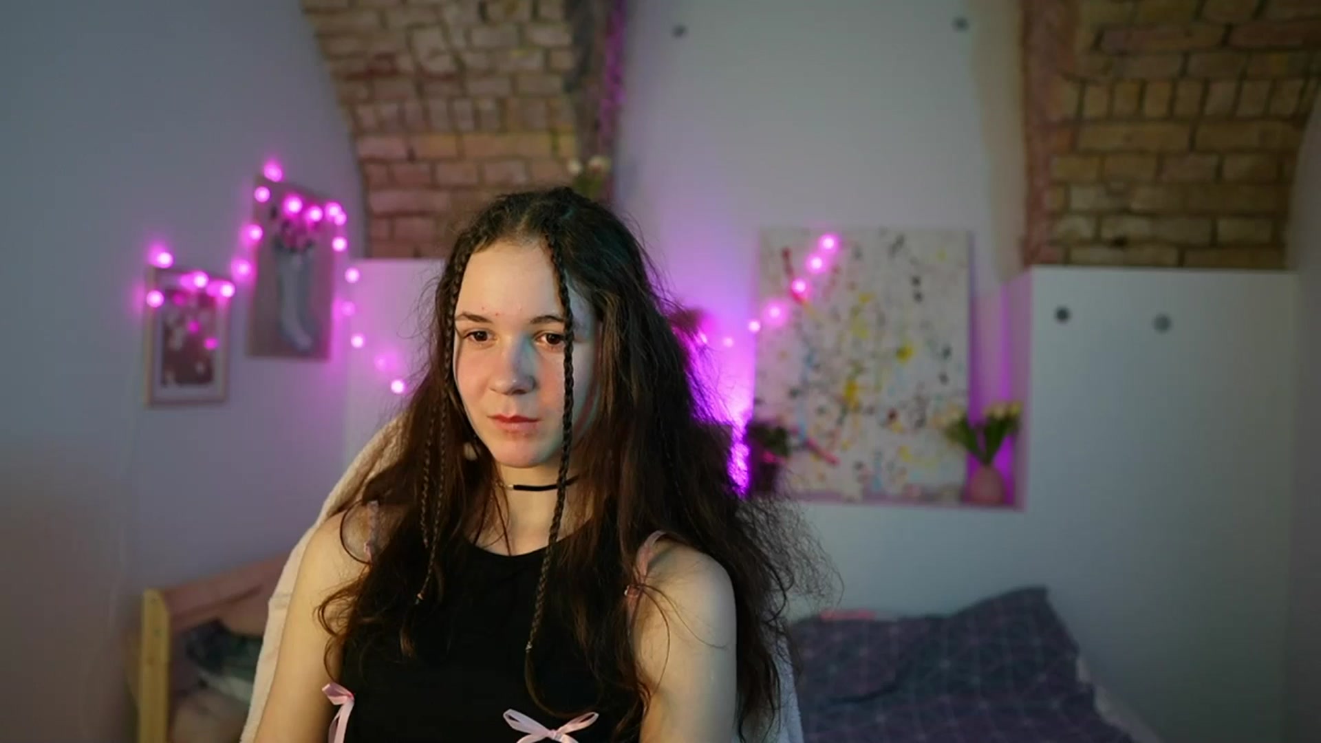 Gallery image thumbnail from Ava__Taylor_'s myfreecams stream on, 01/02/2025, 23:09 image 12 of 20