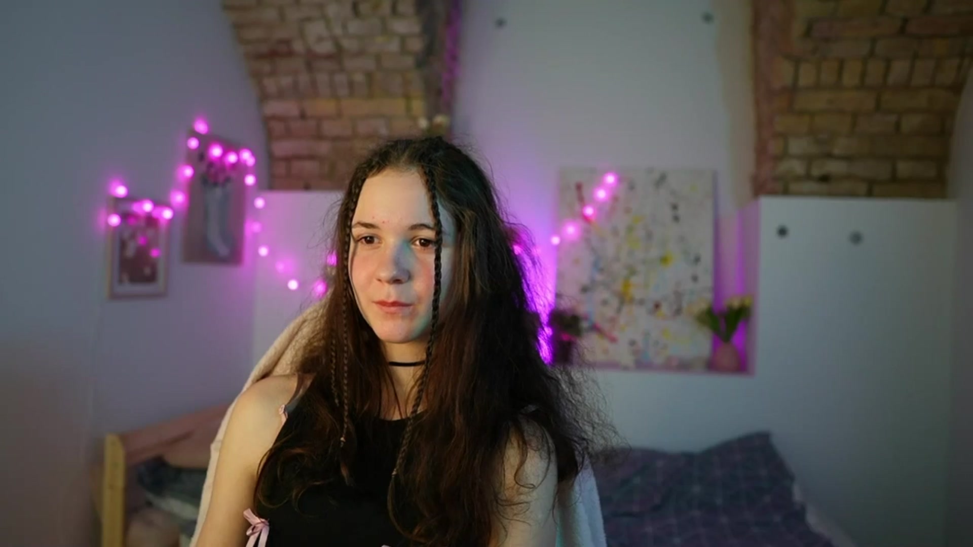 Gallery image thumbnail from Ava__Taylor_'s myfreecams stream on, 01/02/2025, 23:09 image 17 of 20