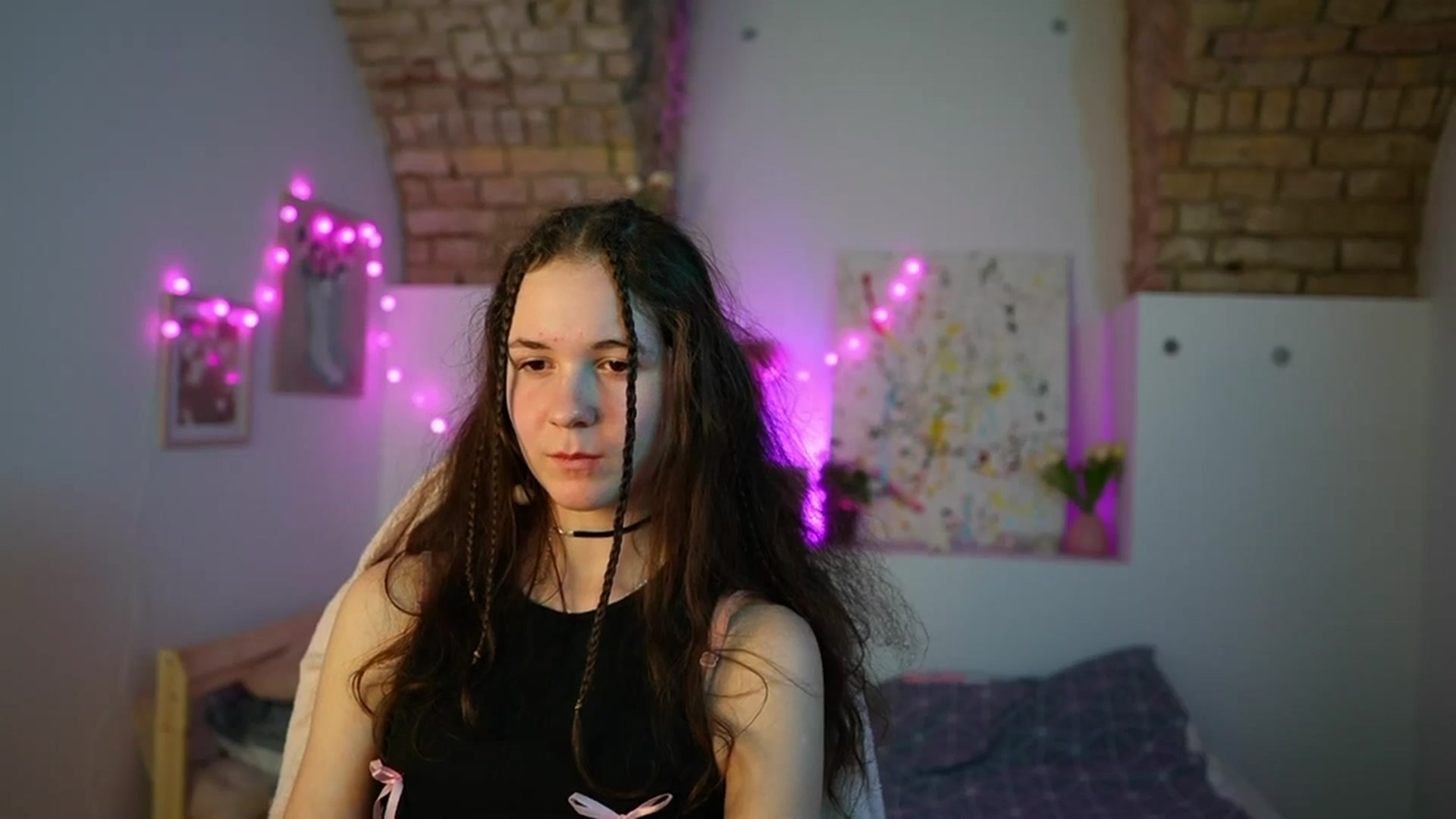 Gallery image thumbnail from Ava__Taylor_'s myfreecams stream on, 01/02/2025, 23:09 image 10 of 20