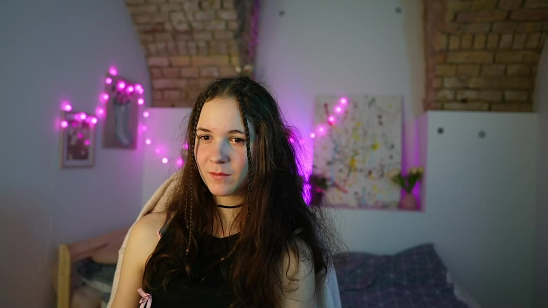 Gallery image thumbnail from Ava__Taylor_'s myfreecams stream on, 01/02/2025, 23:09 image 18 of 20