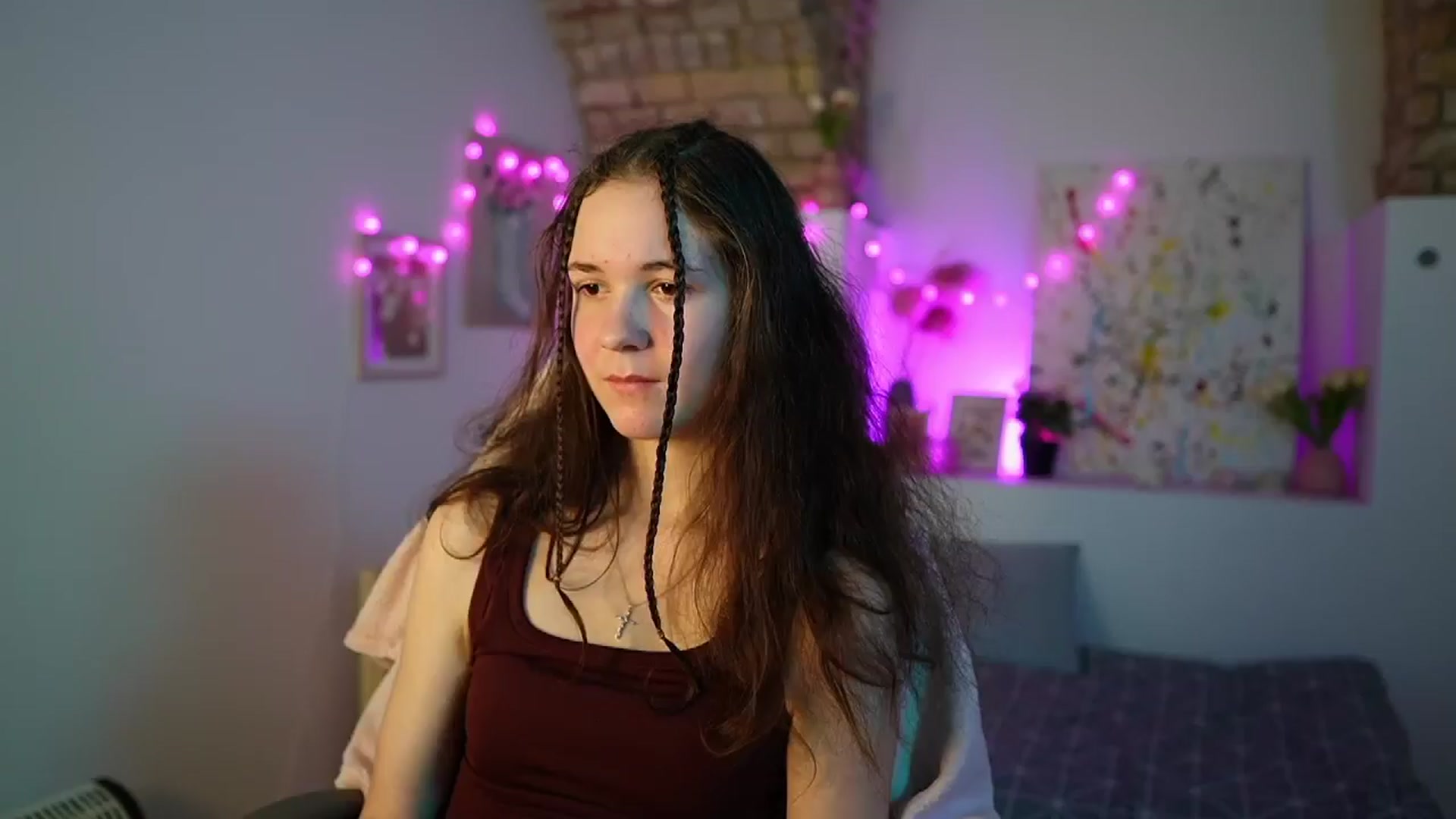 Gallery image thumbnail from Ava__Taylor_'s myfreecams stream on, 01/03/2025, 15:48 image 18 of 20