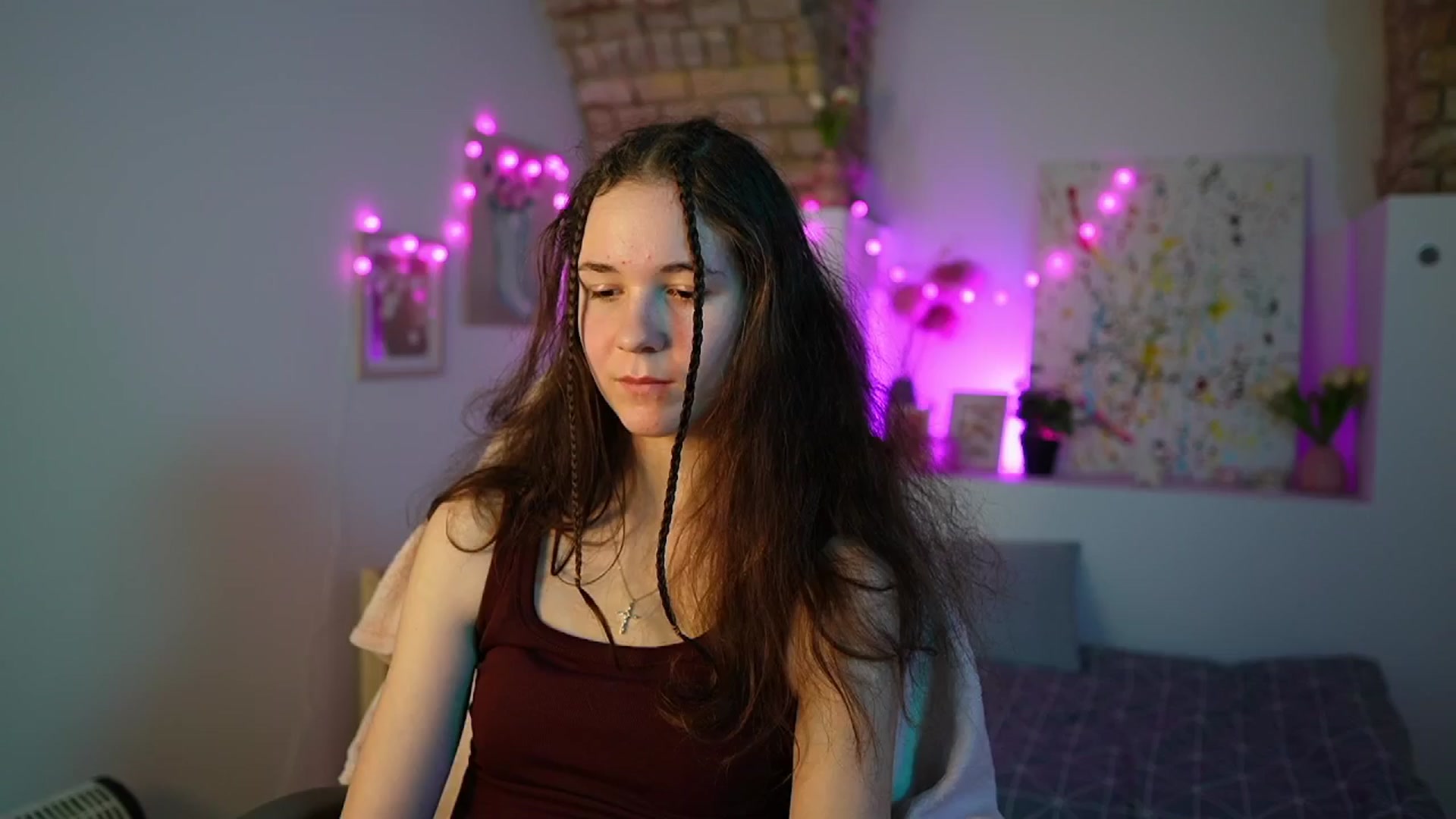 Gallery image thumbnail from Ava__Taylor_'s myfreecams stream on, 01/03/2025, 15:48 image 16 of 20