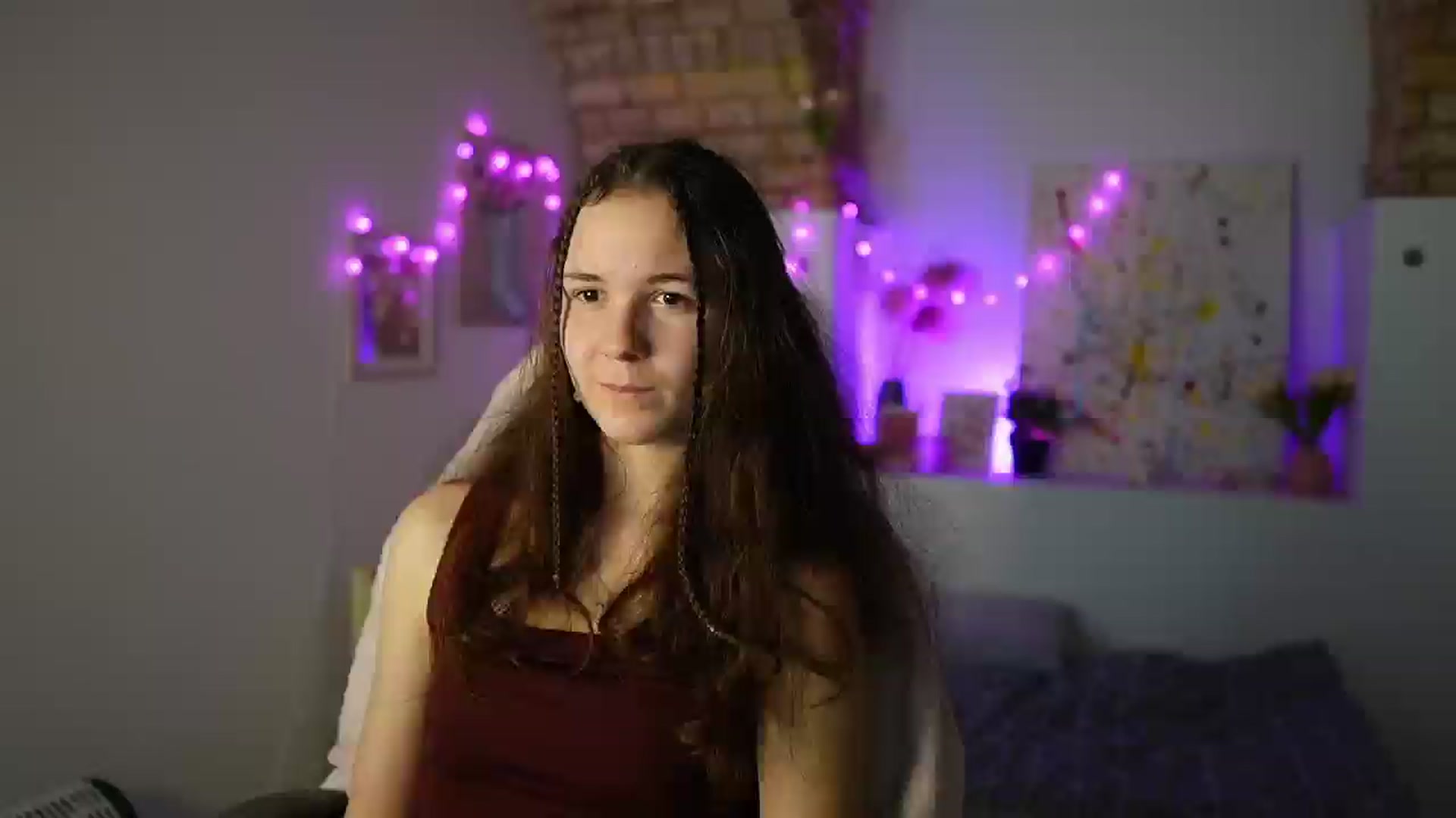 Gallery image thumbnail from Ava__Taylor_'s myfreecams stream on, 01/03/2025, 18:42 image 18 of 20