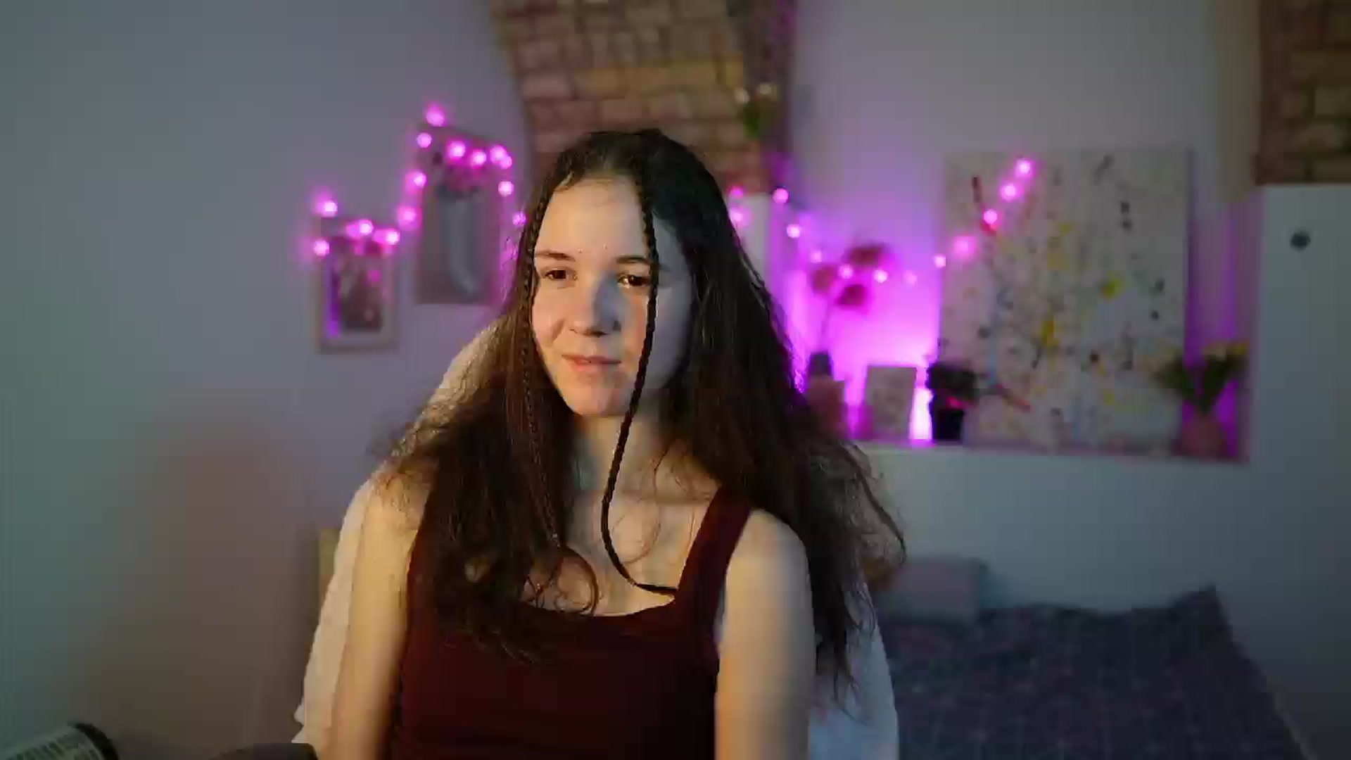 Gallery image thumbnail from Ava__Taylor_'s myfreecams stream on, 01/03/2025, 19:37 image 4 of 20