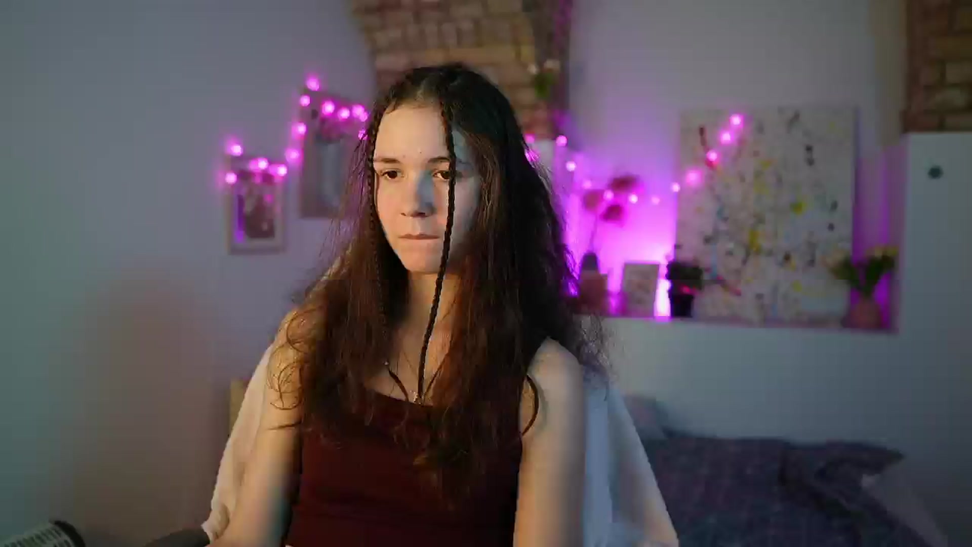 Gallery image thumbnail from Ava__Taylor_'s myfreecams stream on, 01/03/2025, 21:38 image 19 of 20