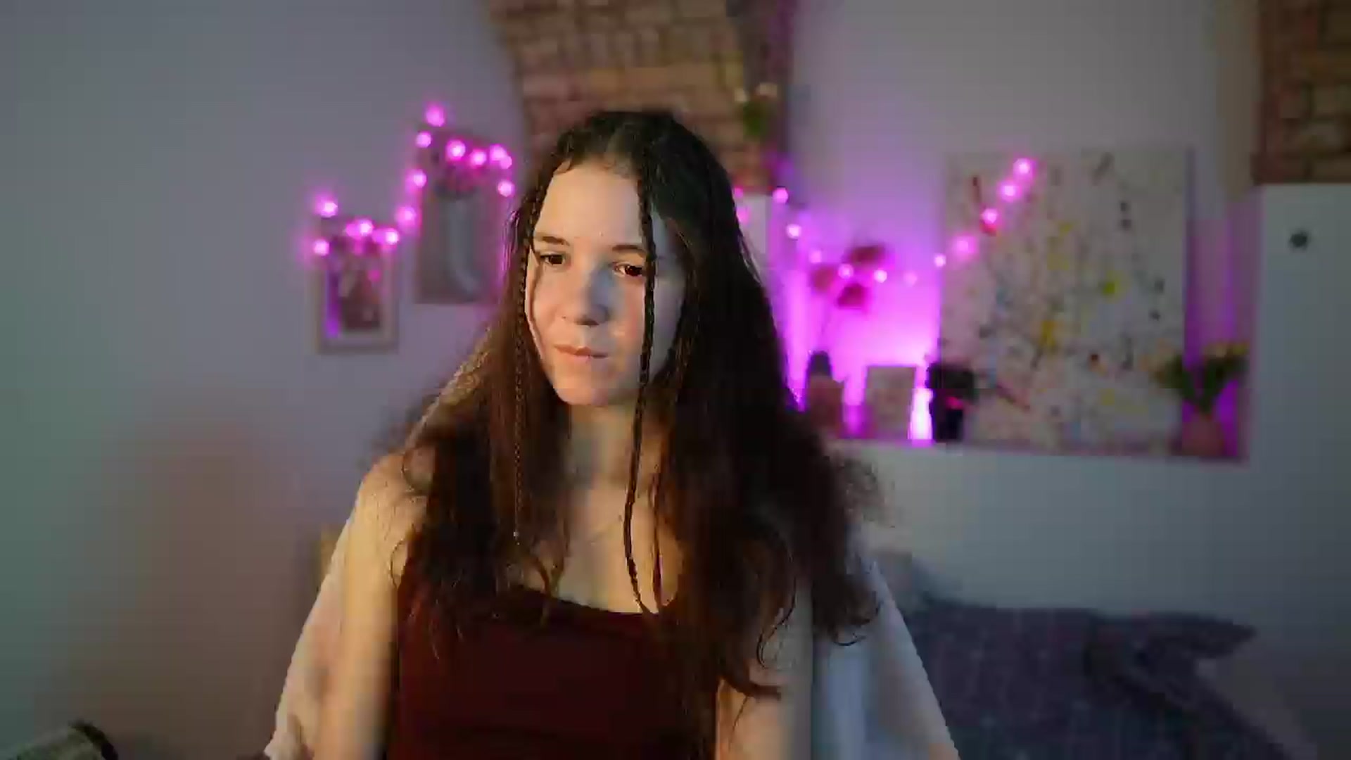 Gallery image thumbnail from Ava__Taylor_'s myfreecams stream on, 01/03/2025, 21:38 image 15 of 20