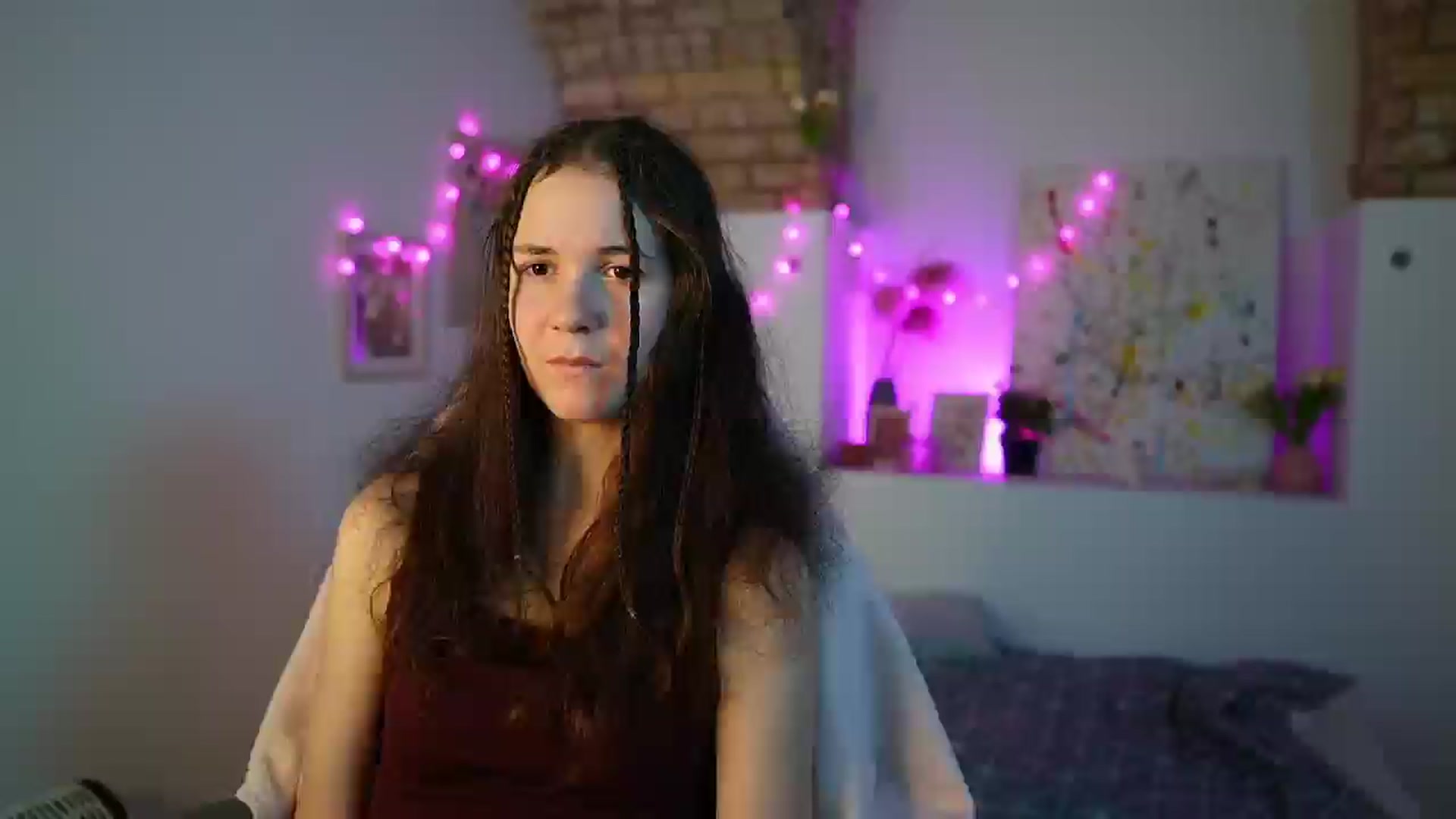 Gallery image thumbnail from Ava__Taylor_'s myfreecams stream on, 01/03/2025, 21:38 image 3 of 20