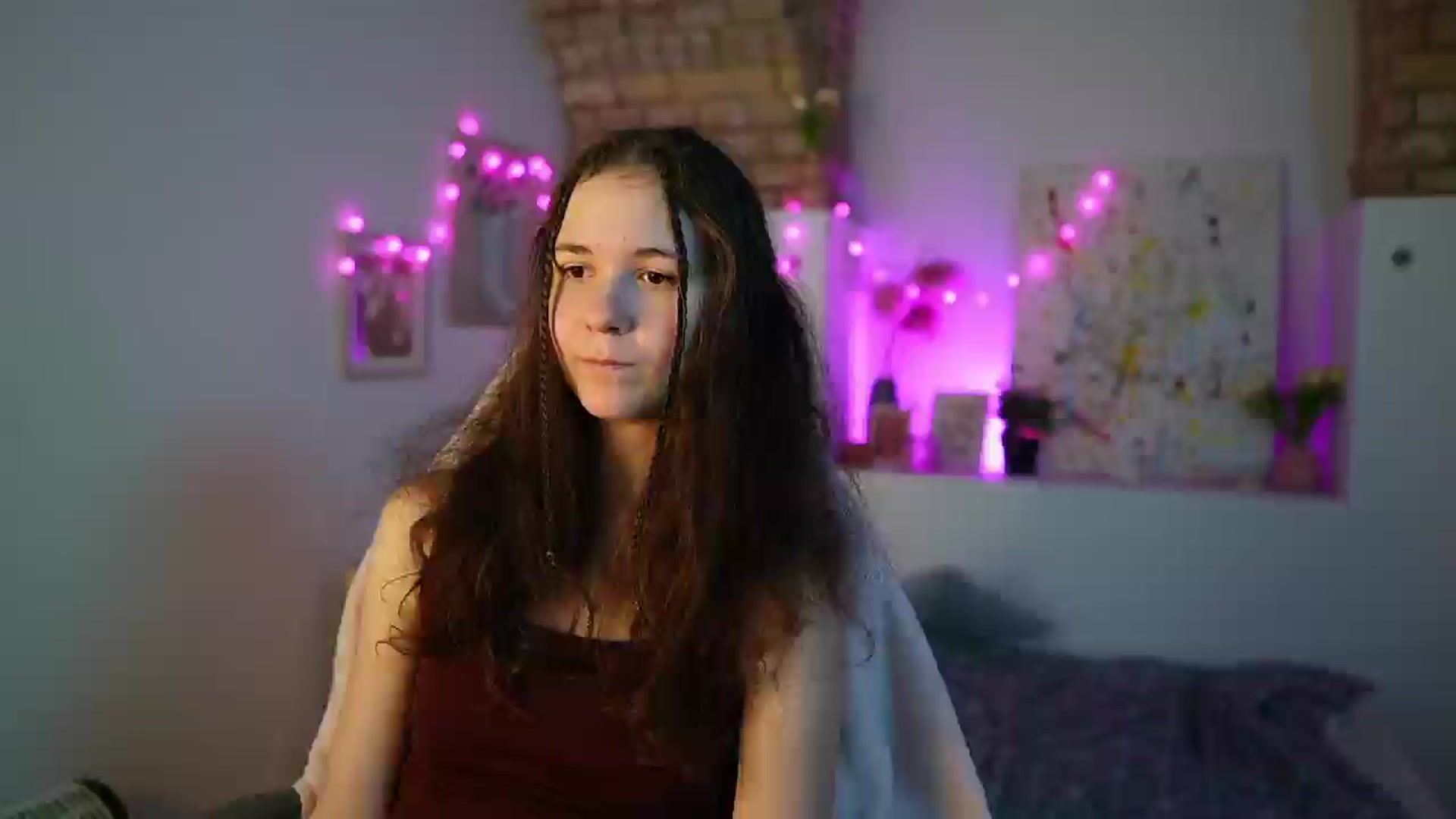 Gallery image thumbnail from Ava__Taylor_'s myfreecams stream on, 01/03/2025, 22:52 image 18 of 20