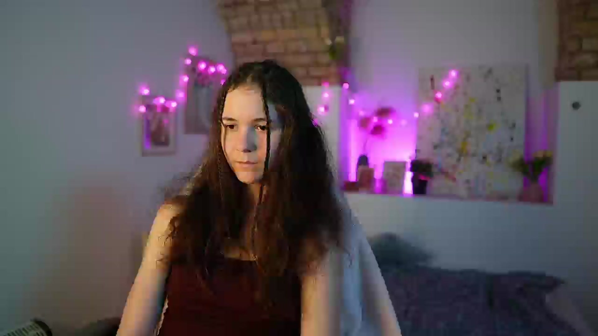 Gallery image thumbnail from Ava__Taylor_'s myfreecams stream on, 01/03/2025, 22:52 image 6 of 20