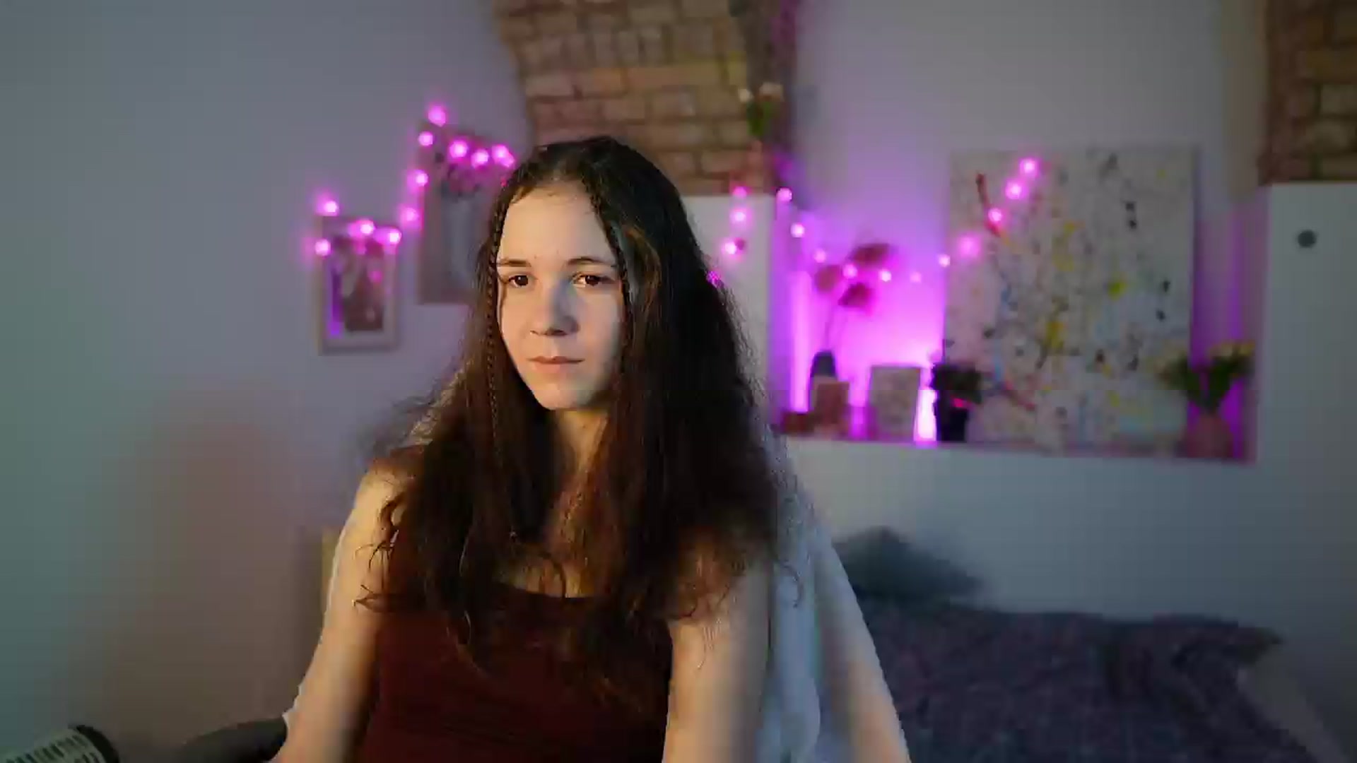 Gallery image thumbnail from Ava__Taylor_'s myfreecams stream on, 01/03/2025, 22:52 image 16 of 20