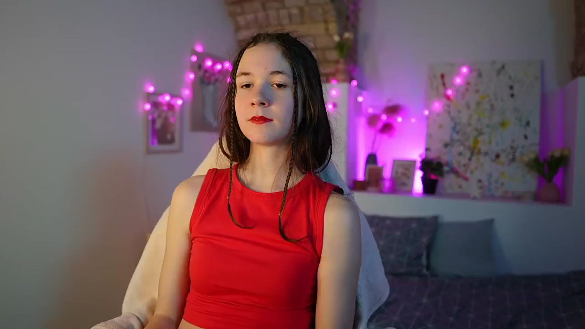 Gallery image thumbnail from Ava__Taylor_'s myfreecams stream on, 01/06/2025, 16:03 image 1 of 20