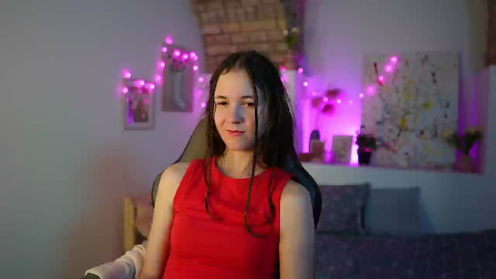 Gallery image thumbnail from Ava__Taylor_'s myfreecams stream on, 01/06/2025, 16:43 image 16 of 20