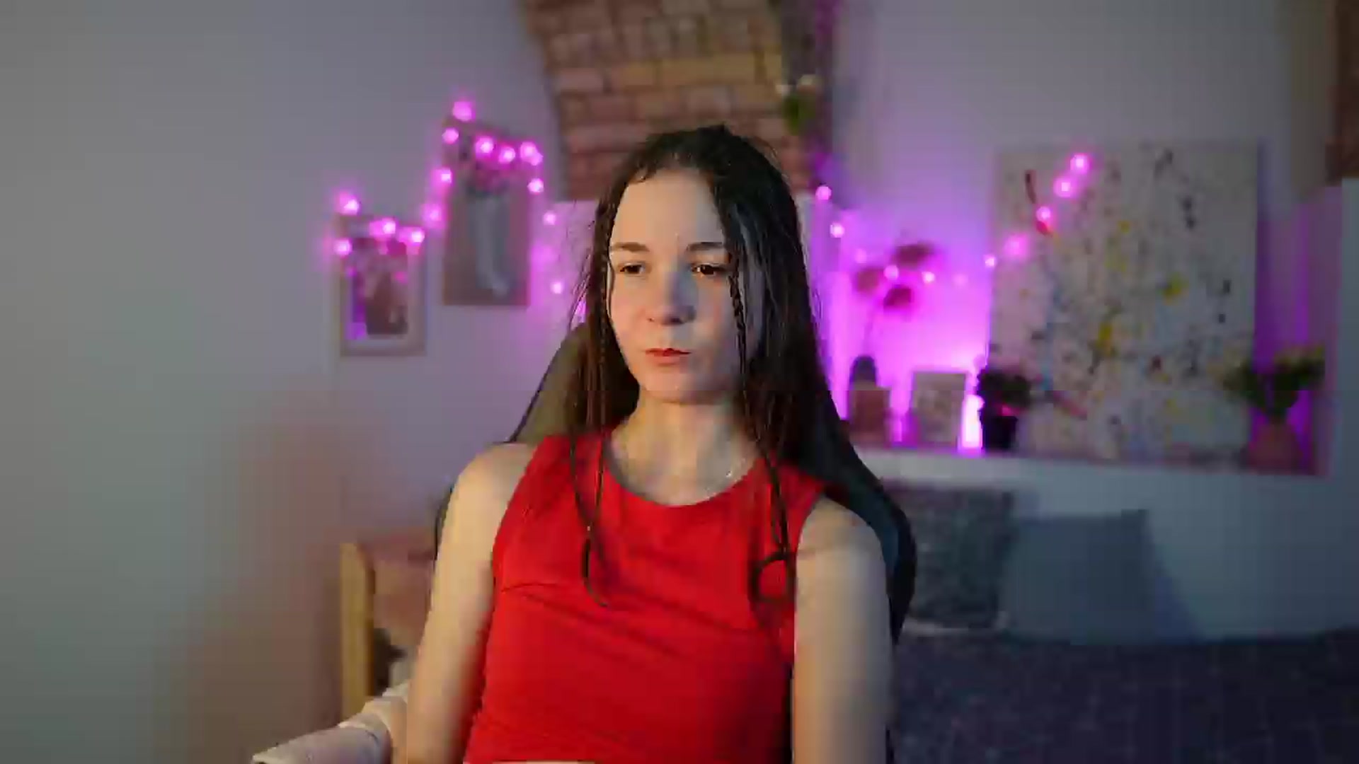 Gallery image thumbnail from Ava__Taylor_'s myfreecams stream on, 01/06/2025, 18:06 image 1 of 20