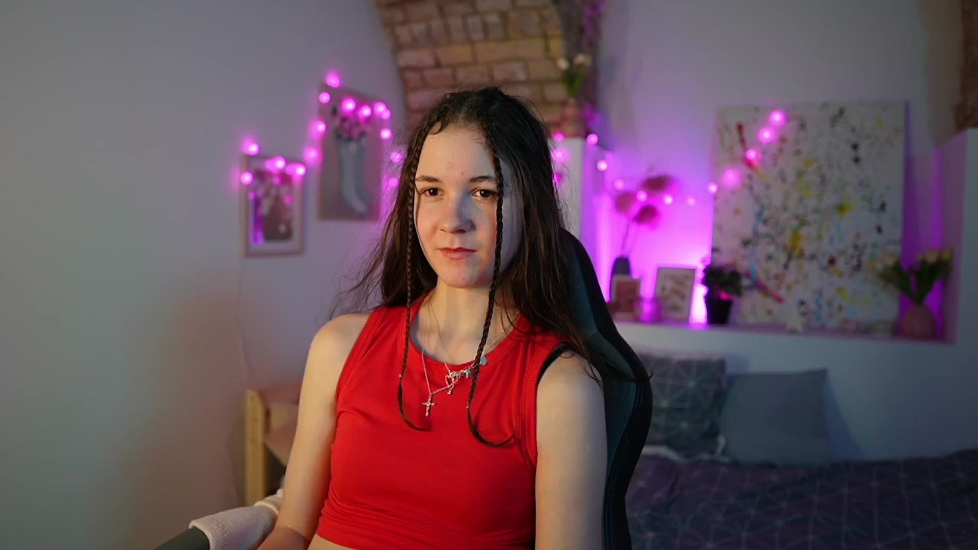 Gallery image thumbnail from Ava__Taylor_'s myfreecams stream on, 01/06/2025, 18:56 image 6 of 20