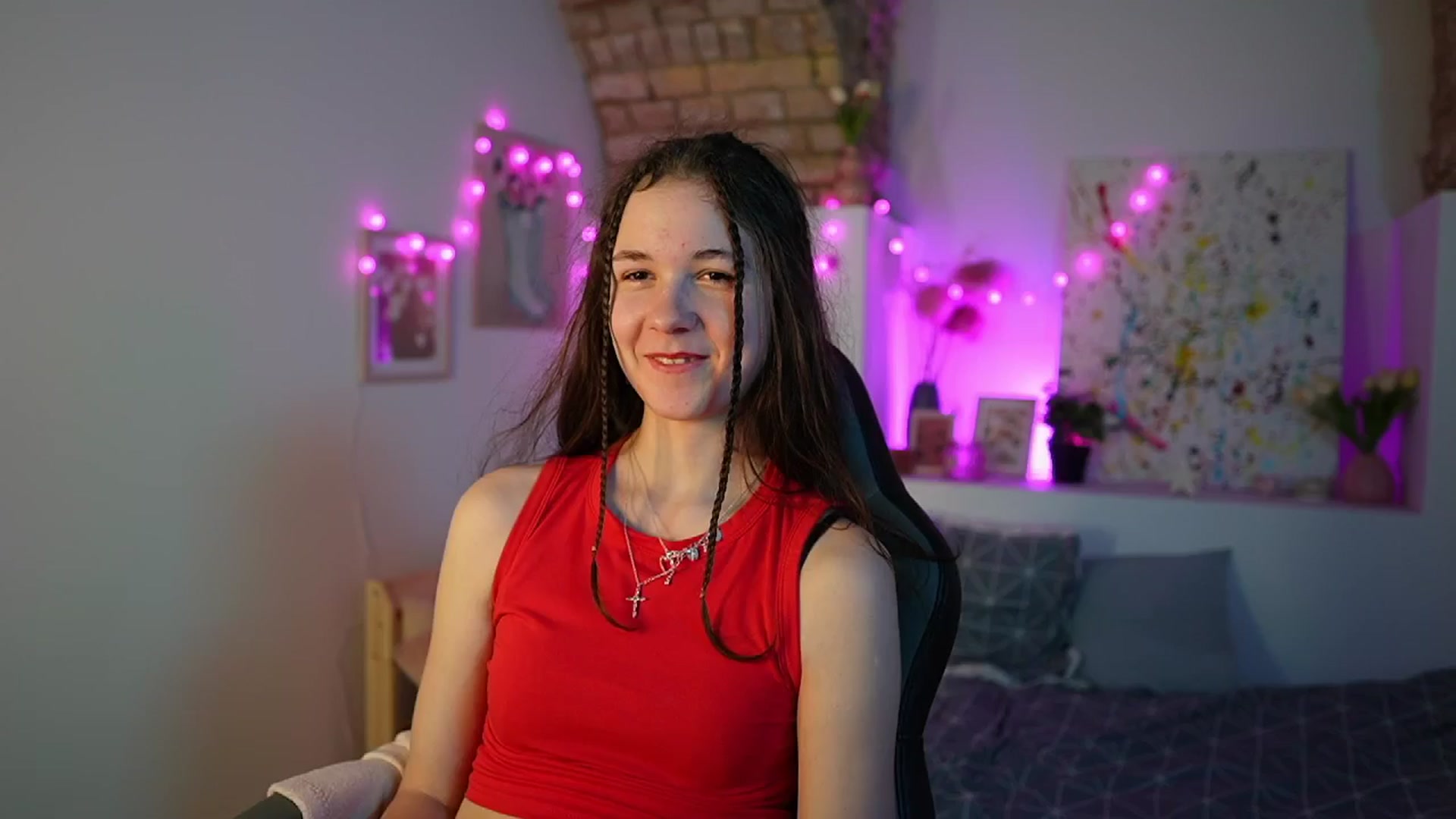 Gallery image thumbnail from Ava__Taylor_'s myfreecams stream on, 01/06/2025, 18:56 image 5 of 20