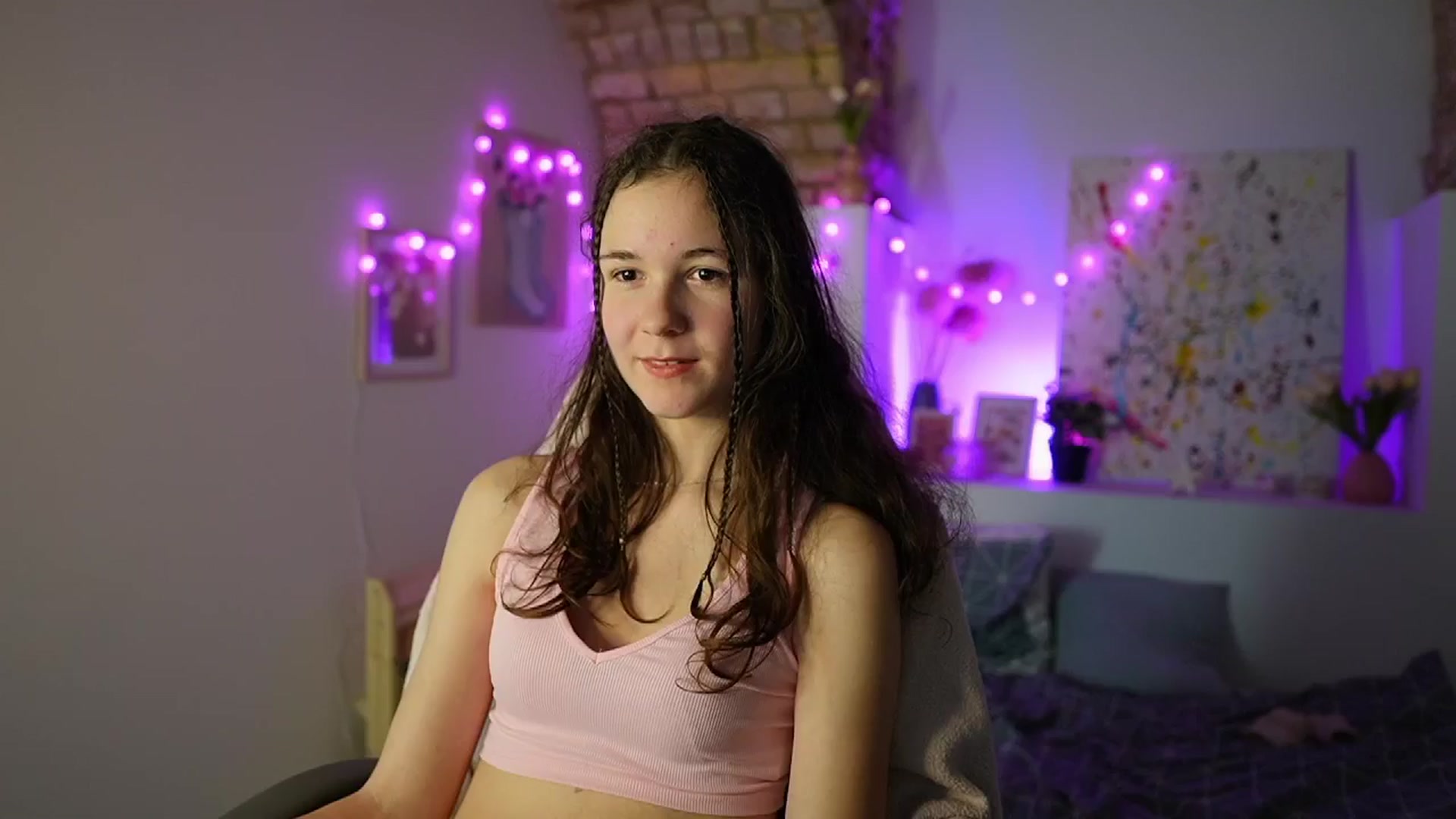Gallery image thumbnail from Ava__Taylor_'s myfreecams stream on, 01/07/2025, 16:22 image 9 of 20