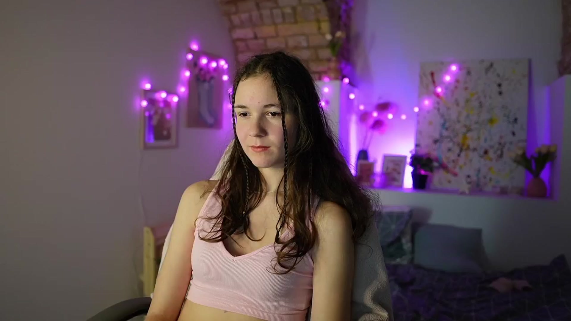 Gallery image thumbnail from Ava__Taylor_'s myfreecams stream on, 01/07/2025, 16:22 image 11 of 20
